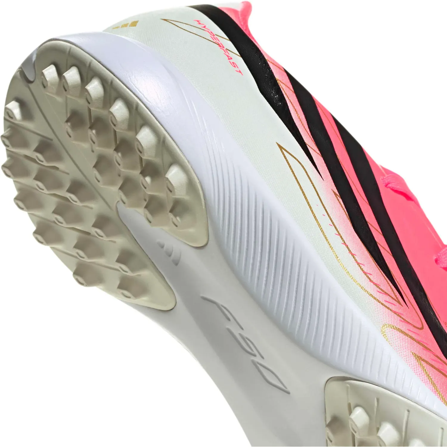Zapatillas Adidas De Futbol Juvenil F50 Hyperfast League Tf J color rosado/fucsia | Platanitos