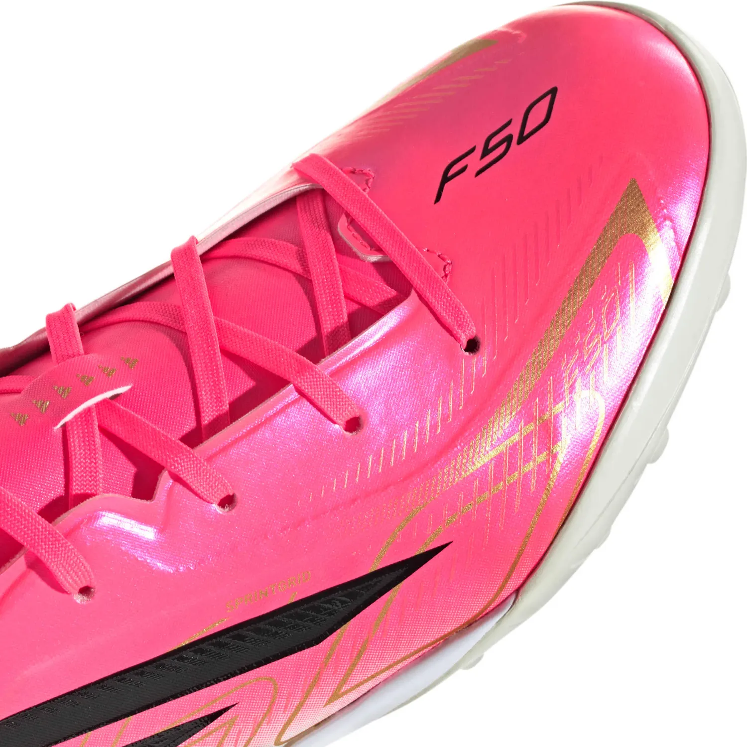 Zapatillas Adidas De Futbol Juvenil F50 Hyperfast League Tf J color rosado/fucsia | Platanitos