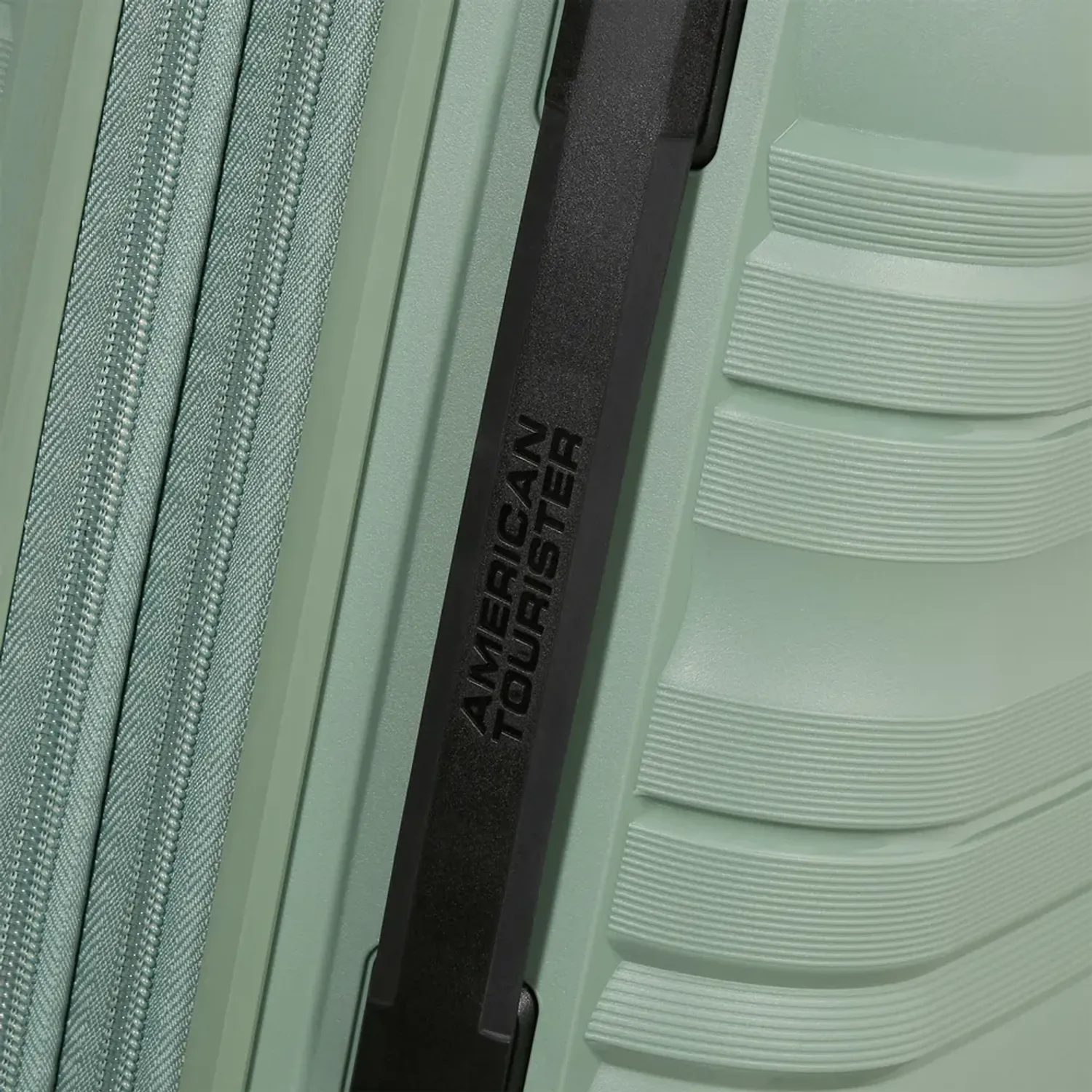 Maleta American Tourister Rigida Unisex Flytwist Grande color verde | Platanitos