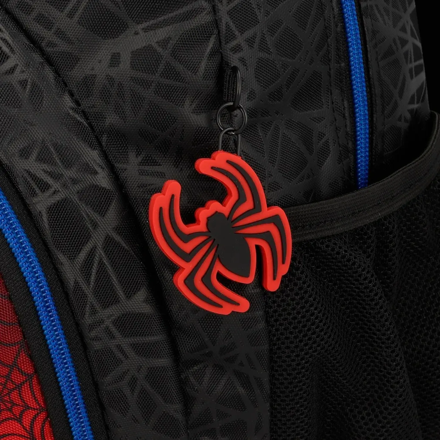 Mochila Xtrem Niño Power 6xt color negro | Platanitos