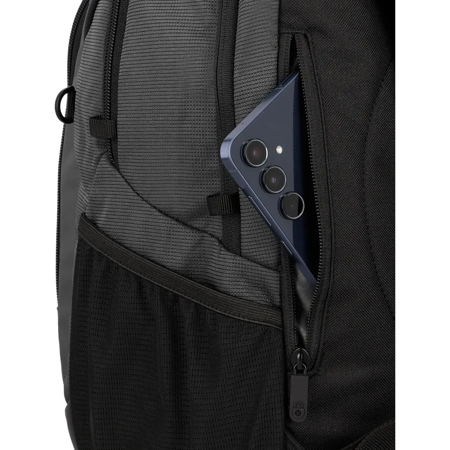 Mochila Xtrem Para Laptop Unisex 15plg Brooklyn 6xt color gris | Platanitos