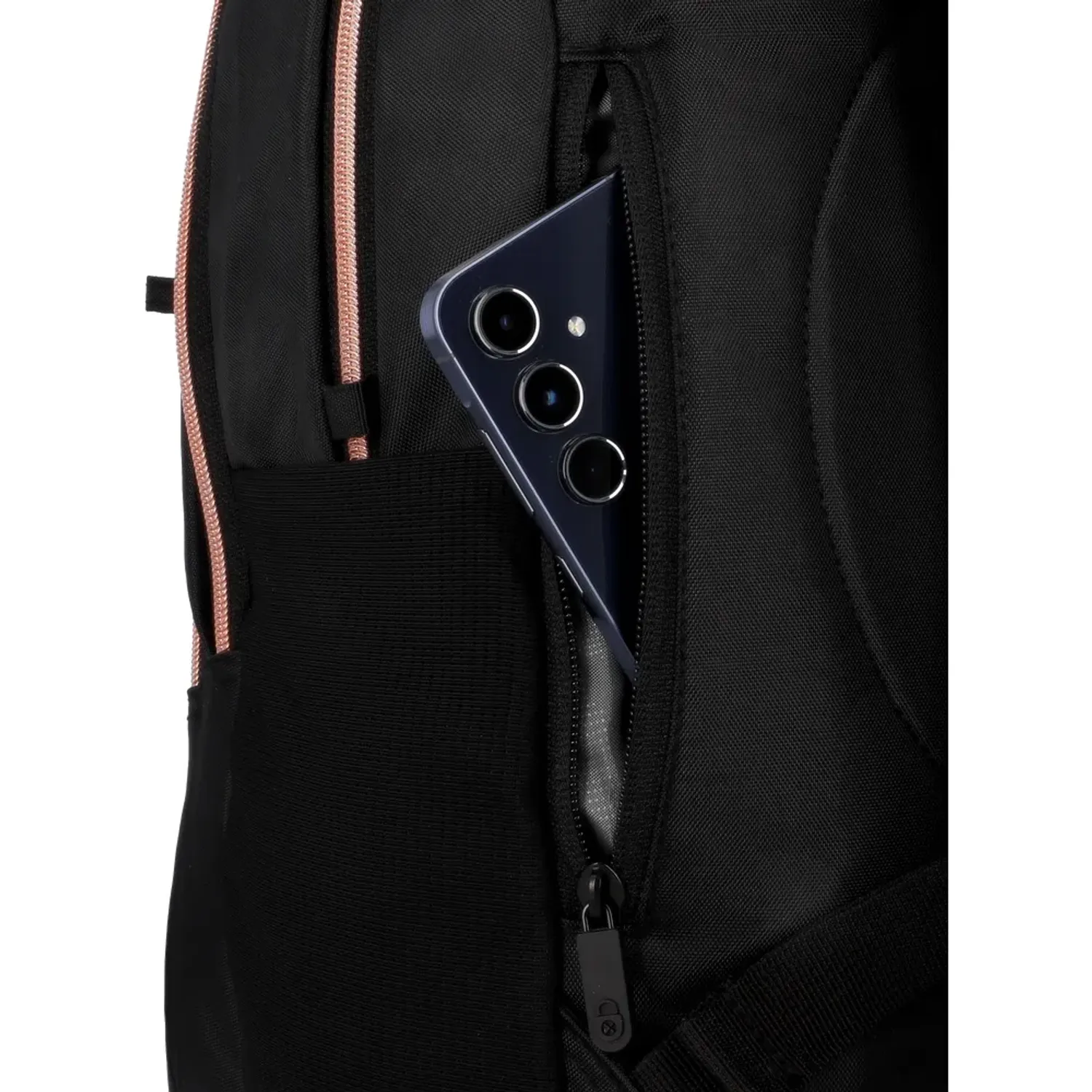 Mochila Xtrem Para Laptop Unisex 15plg Kansas 6xt color negro | Platanitos