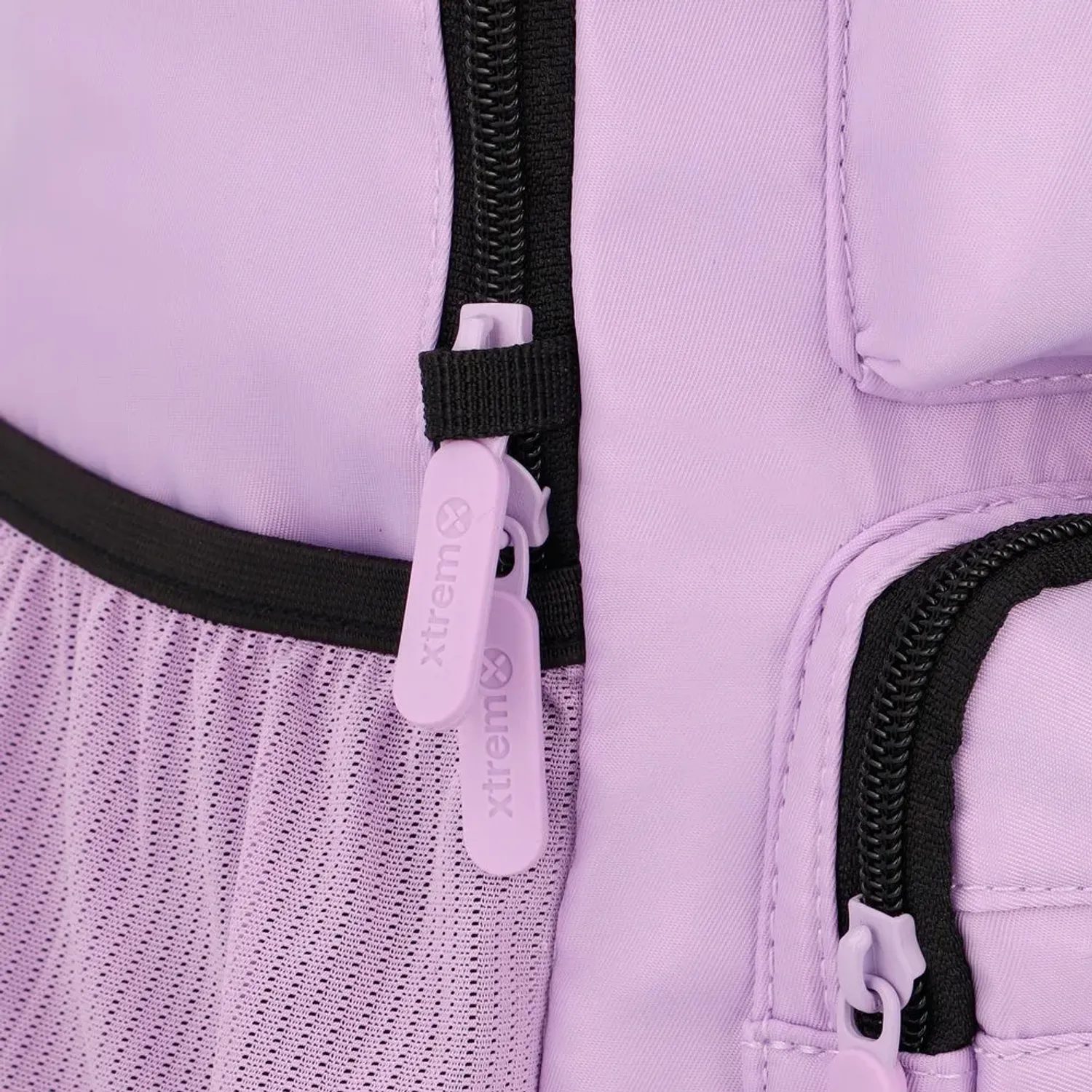 Mochila Xtrem Para Laptop Unisex 15plg Cleveland 6xt color morado | Platanitos