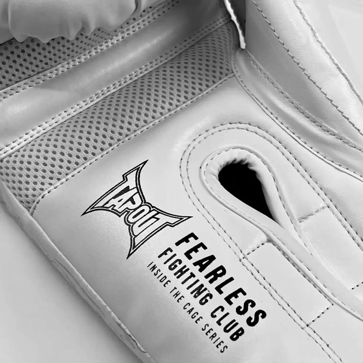 Guante Tapout De Box Unisex Tidragon color blanco | Platanitos