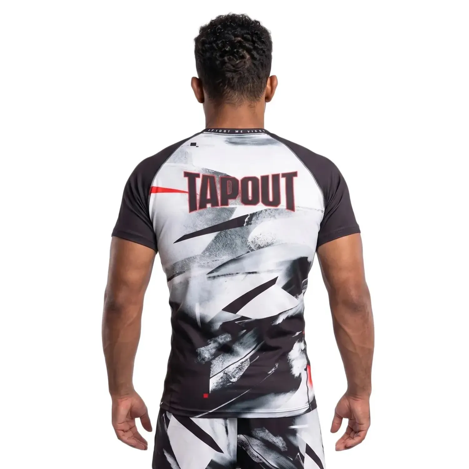 TAPOUT Polo Tapout Training Rashguard Manga Corta Hombre Flow color negro | Platanitos