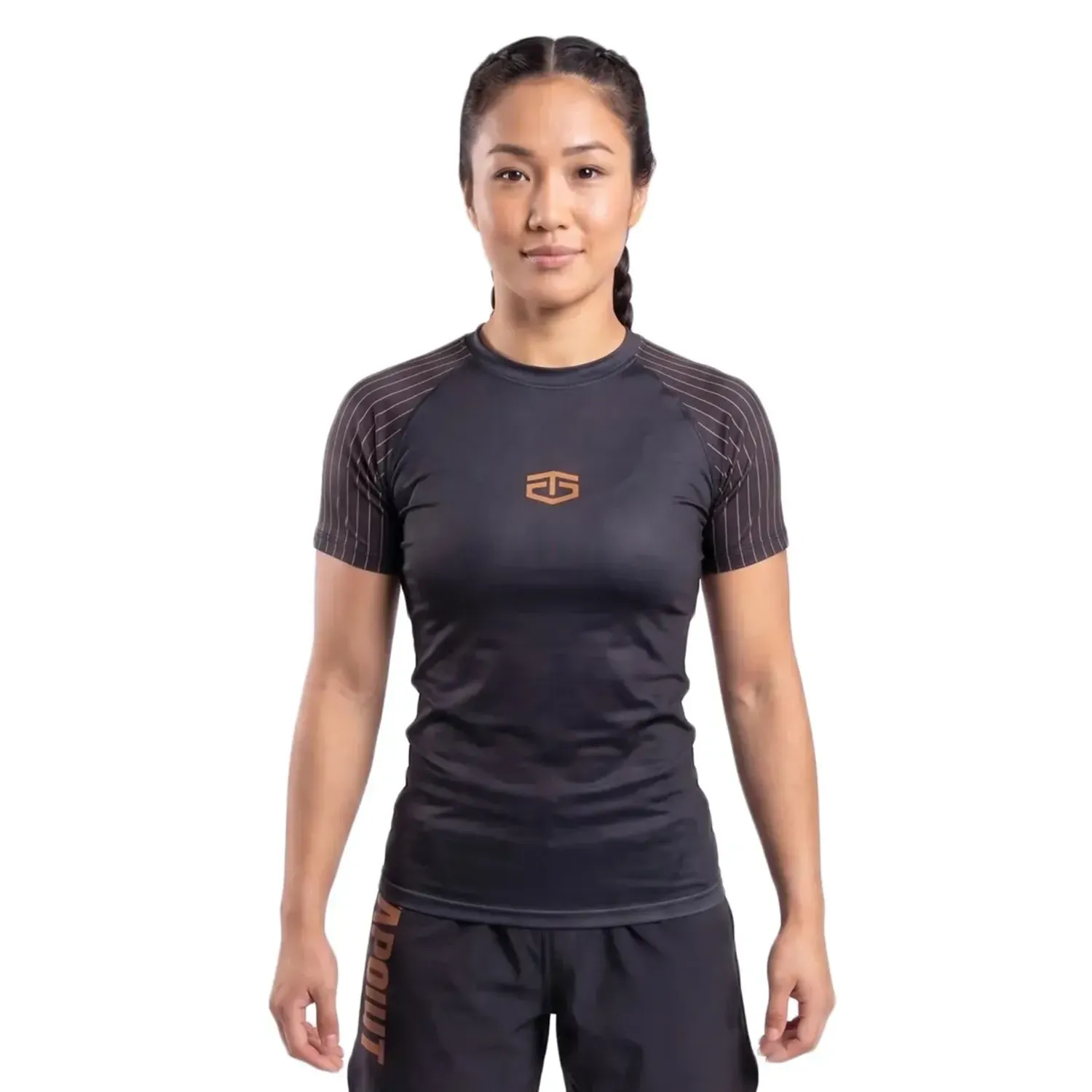 TAPOUT Polo Tapout Training Rashguard Manga Corta Mujer Cooper color negro | Platanitos