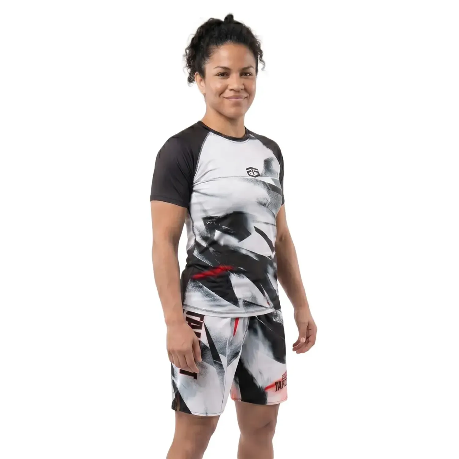 TAPOUT Polo Tapout Training Rashguard Manga Corta Mujer Flow color negro | Platanitos