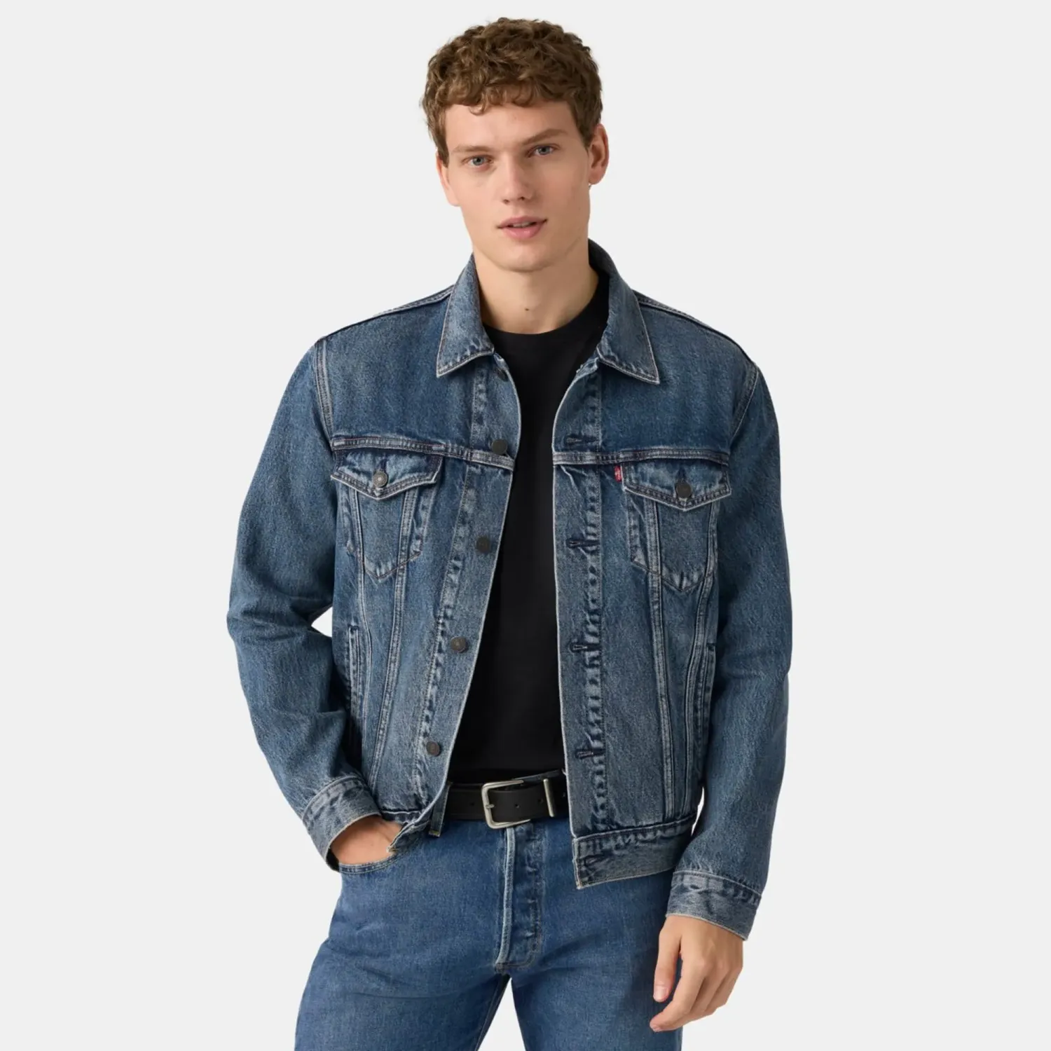 Levis Casaca Levis Jeans Hombre Denim Trucker color azul | Platanitos