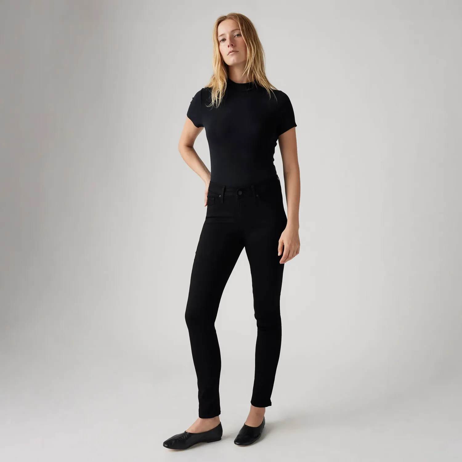 Levis Pantalon Levis Jeans Mujer 311 color negro | Platanitos