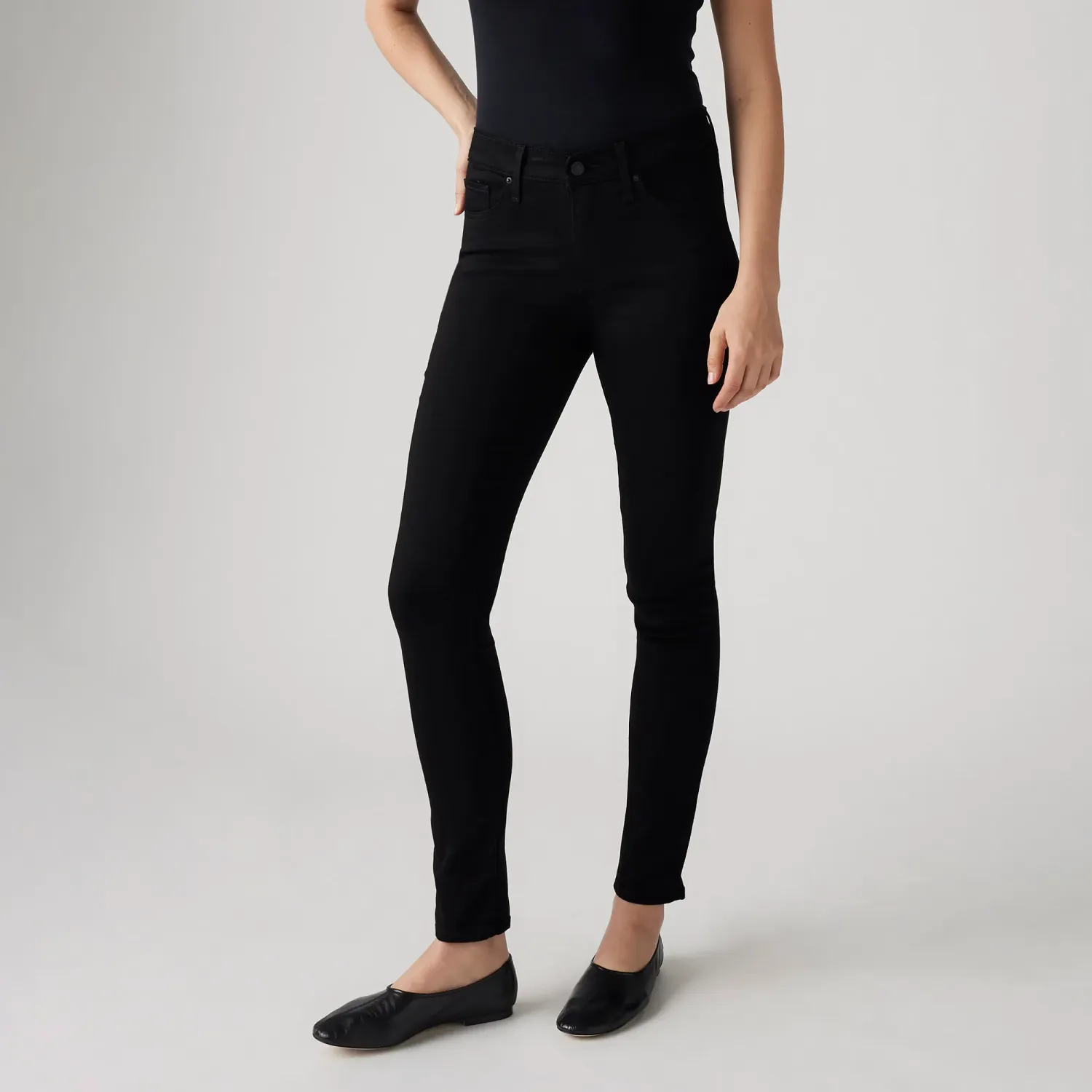 Levis Pantalon Levis Jeans Mujer 311 color negro | Platanitos