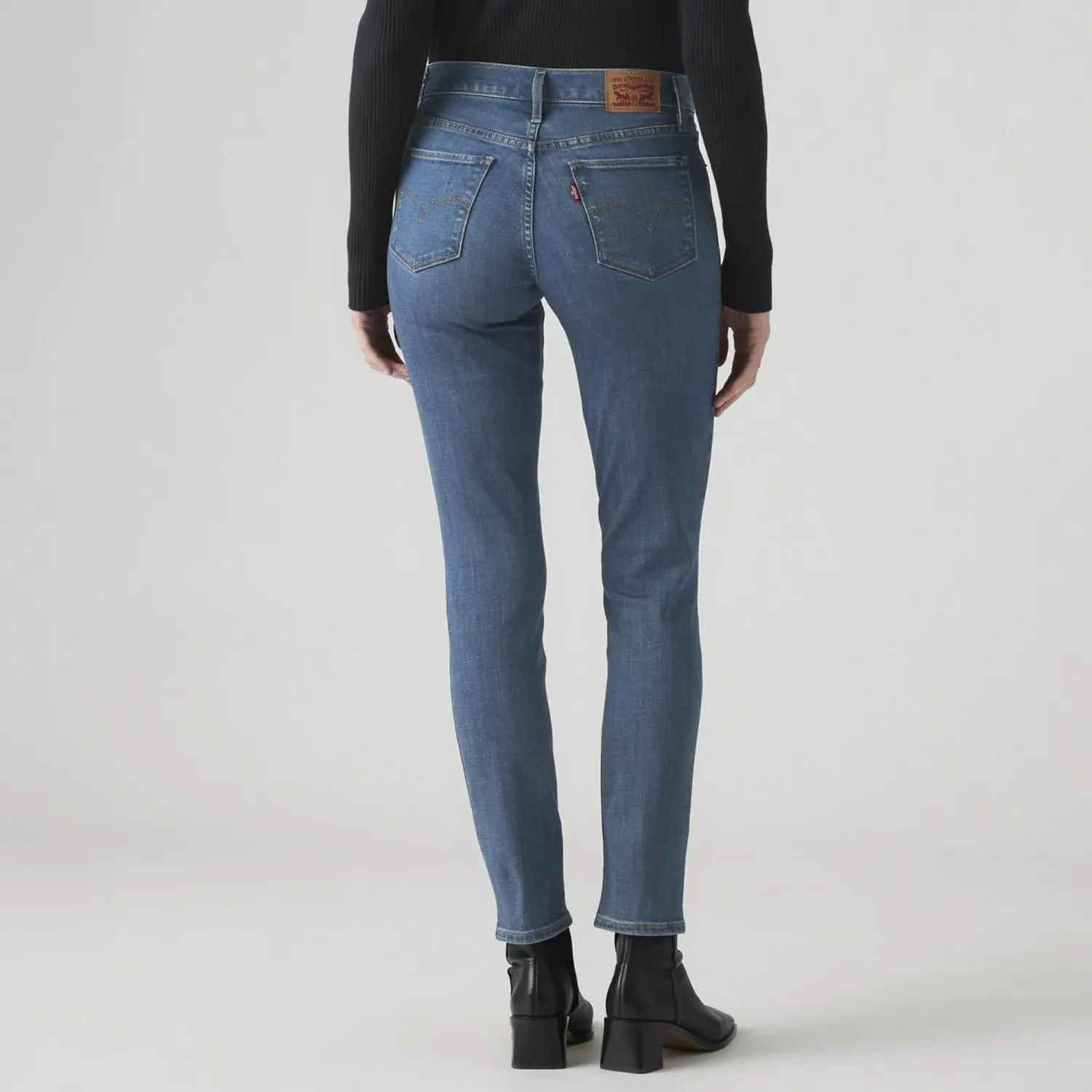 Levis Pantalon Levis Jeans Mujer 311 color celeste | Platanitos