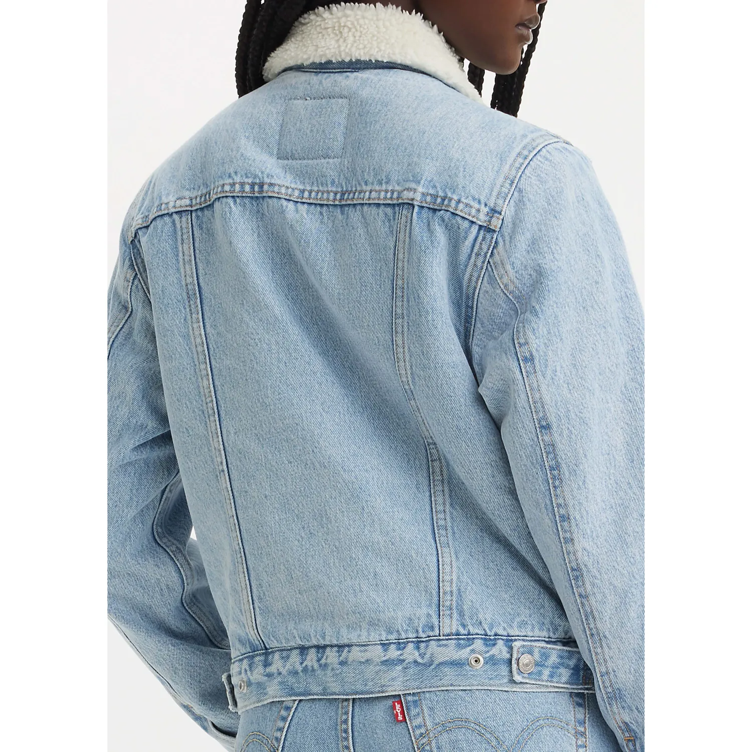 Levis Casaca Levis Jeans Mujer Denim Sherpa Trucker color celeste | Platanitos