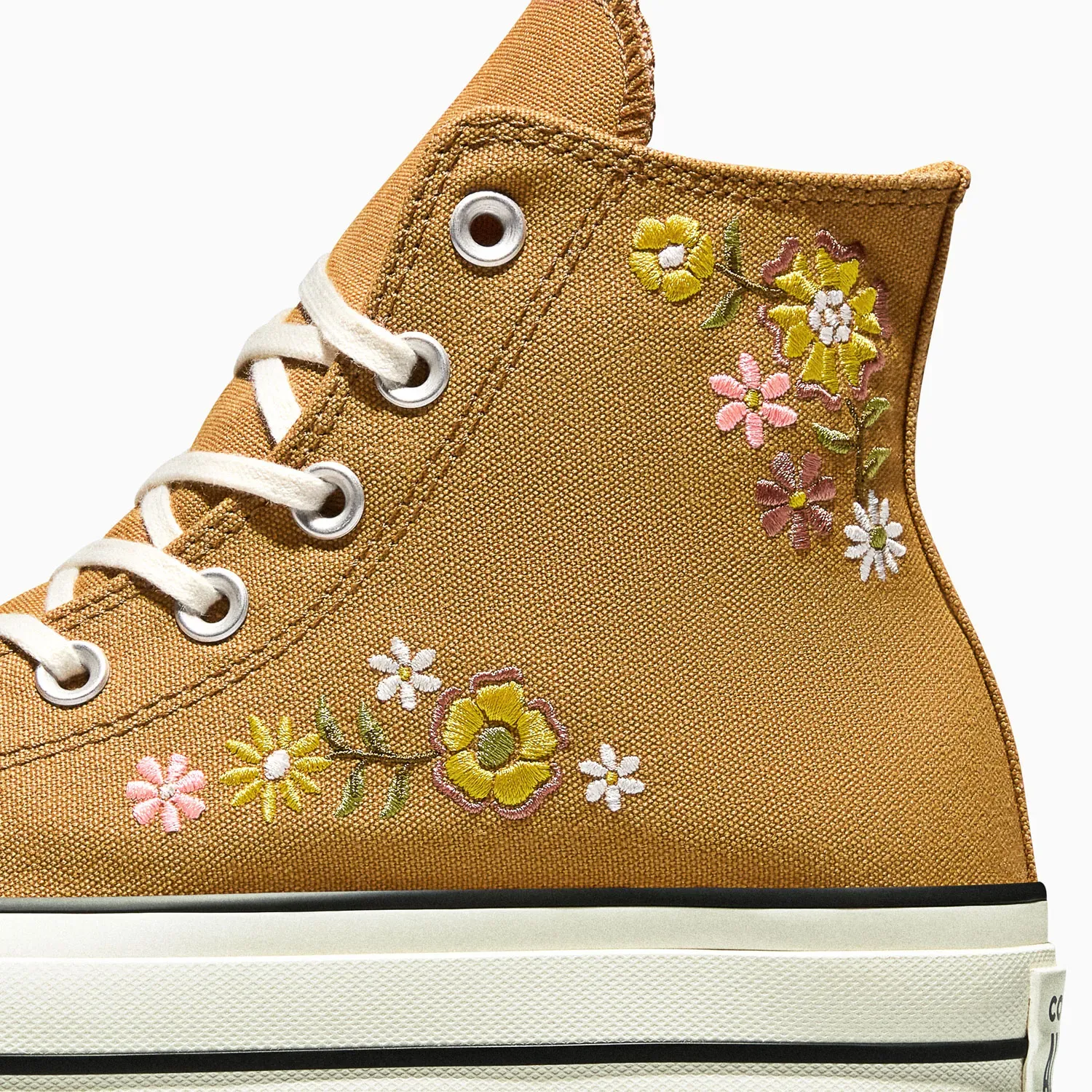 Converse Zapatillas Converse Mujer Chuck Taylor All Star Lift Platform Embroidered Florals color beige | Platanitos