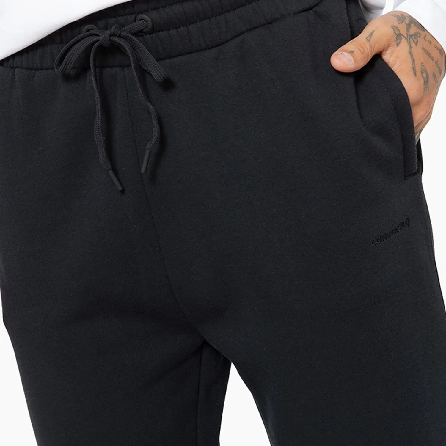 Buzo Converse Hombre Retro Vibe color negro | Platanitos