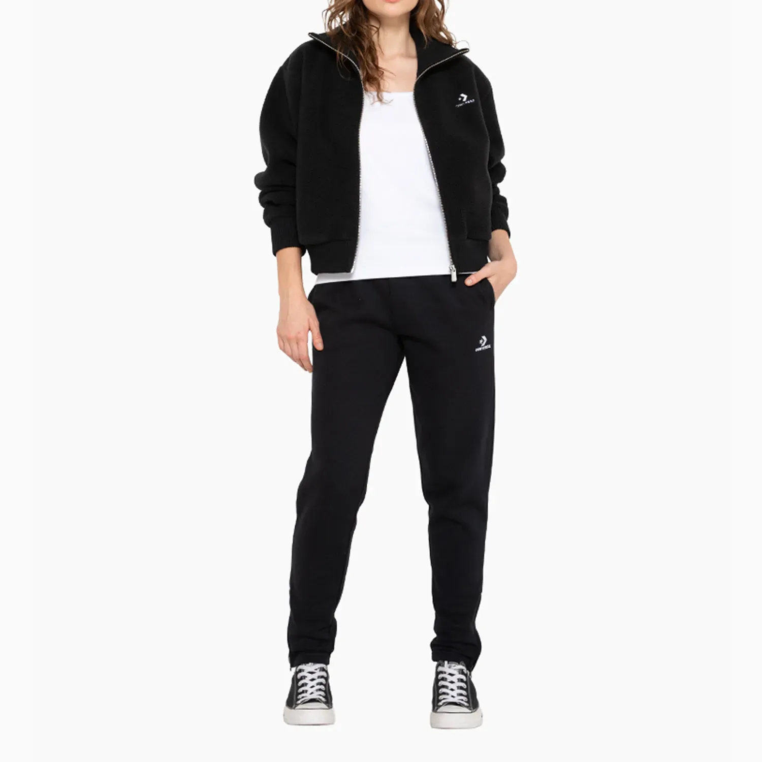 Casaca Converse Mujer Sherpa Star Chevron color negro | Platanitos
