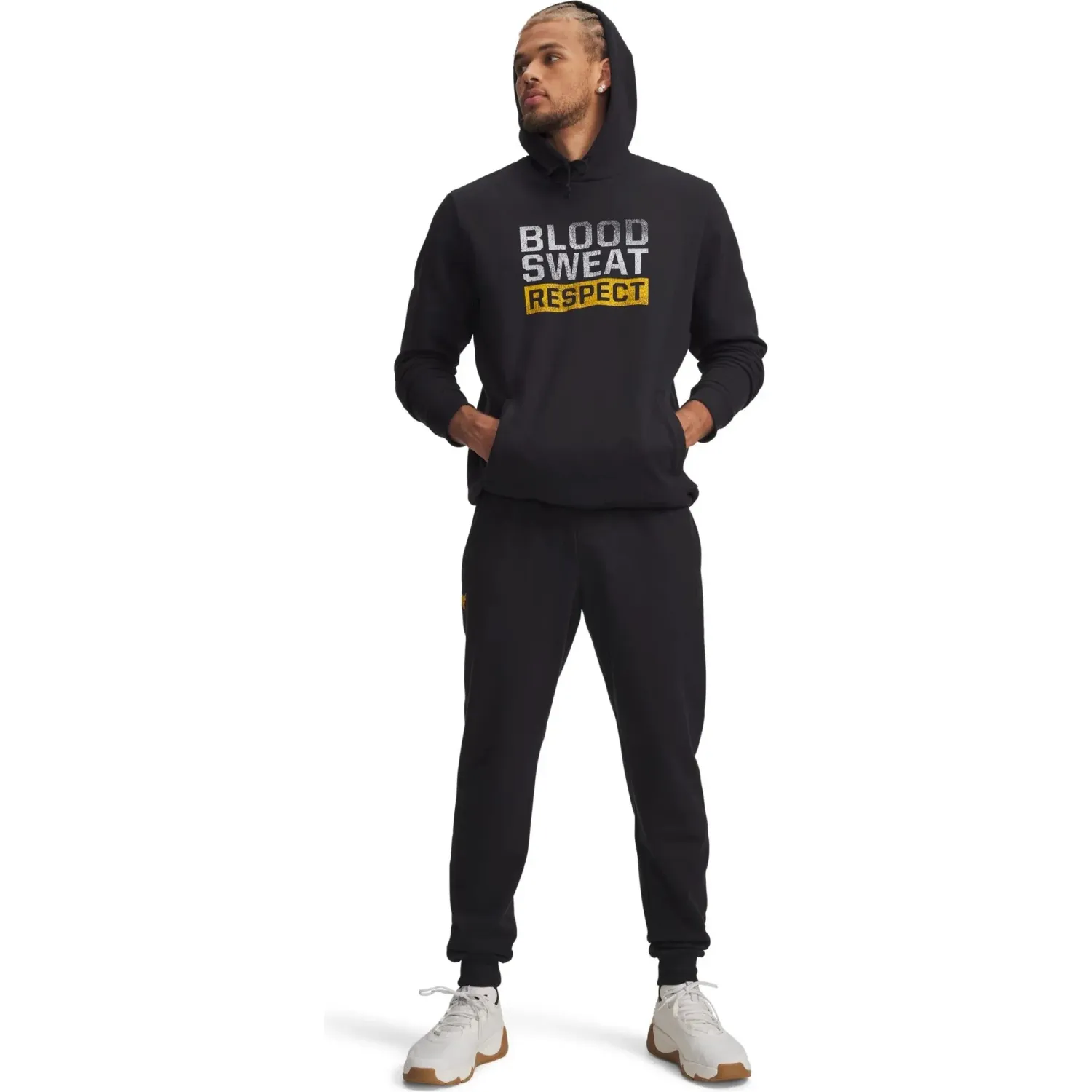 Under Armour Pantalon Under Armour Urbana Hombre Project Rock Rival Fleece color negro | Platanitos