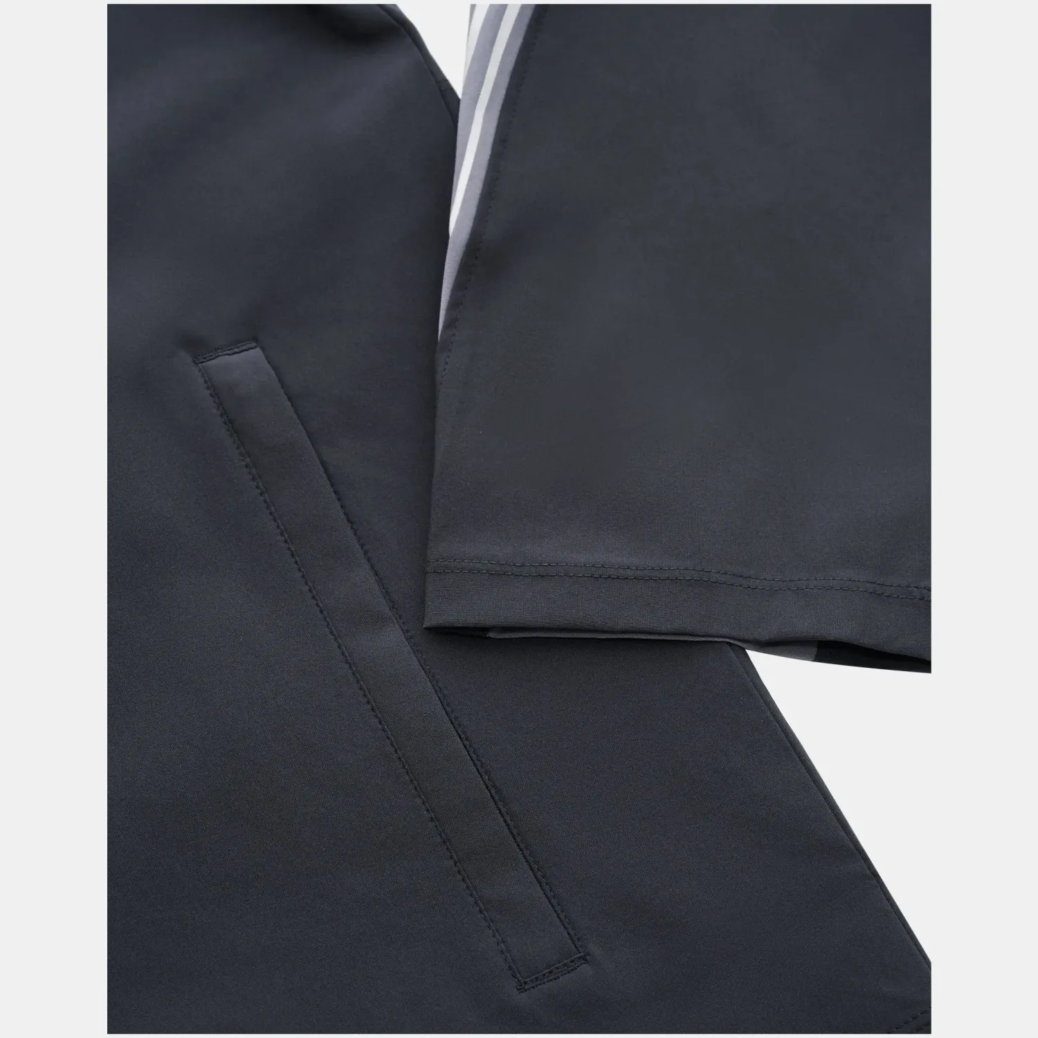 Under Armour Casaca Under Armour Running Hombre Velociti Storm Hooded Con Capucha color negro | Platanitos