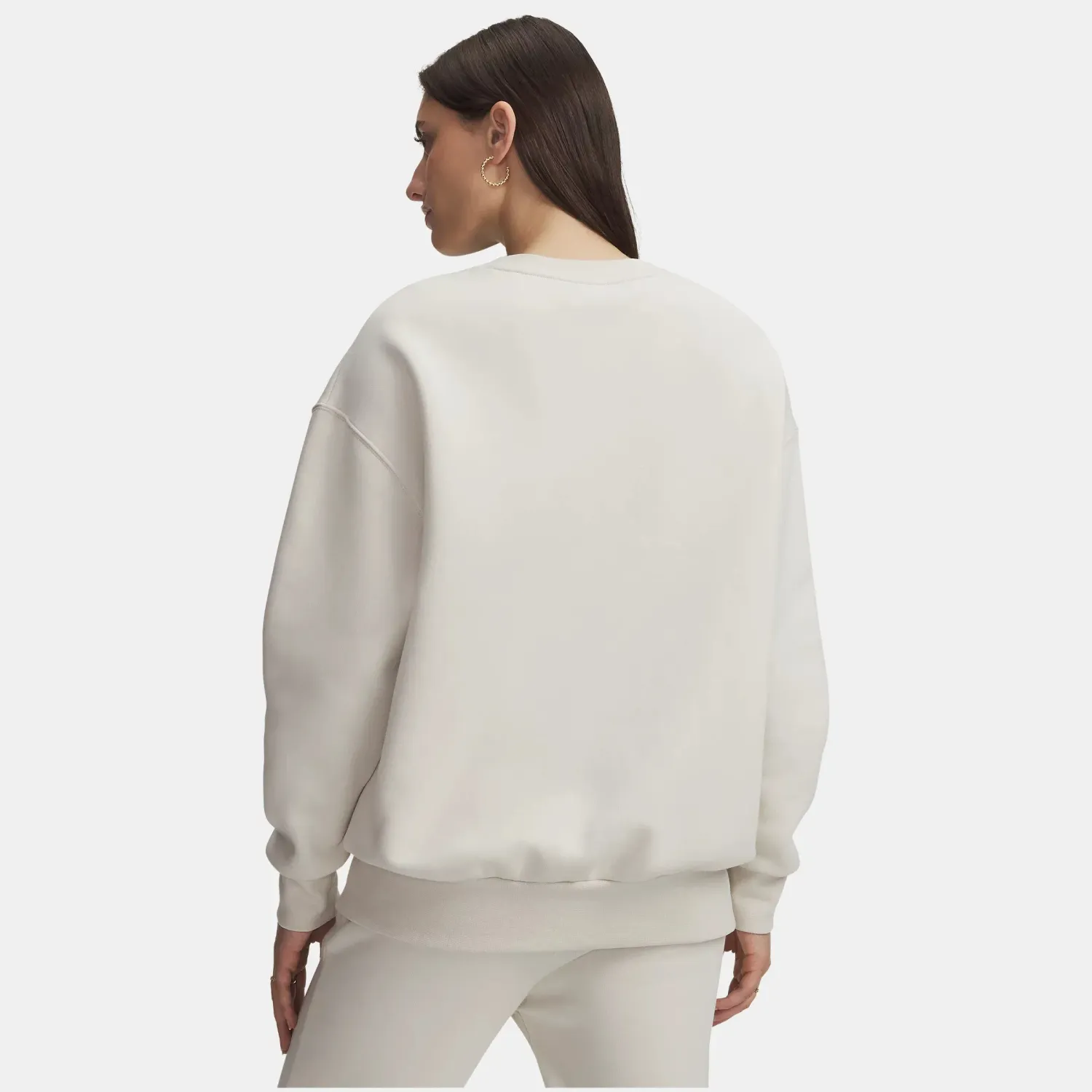 Under Armour Polera Under Armour Training Mujer Essential Fleece Oversize Crew color beige | Platanitos