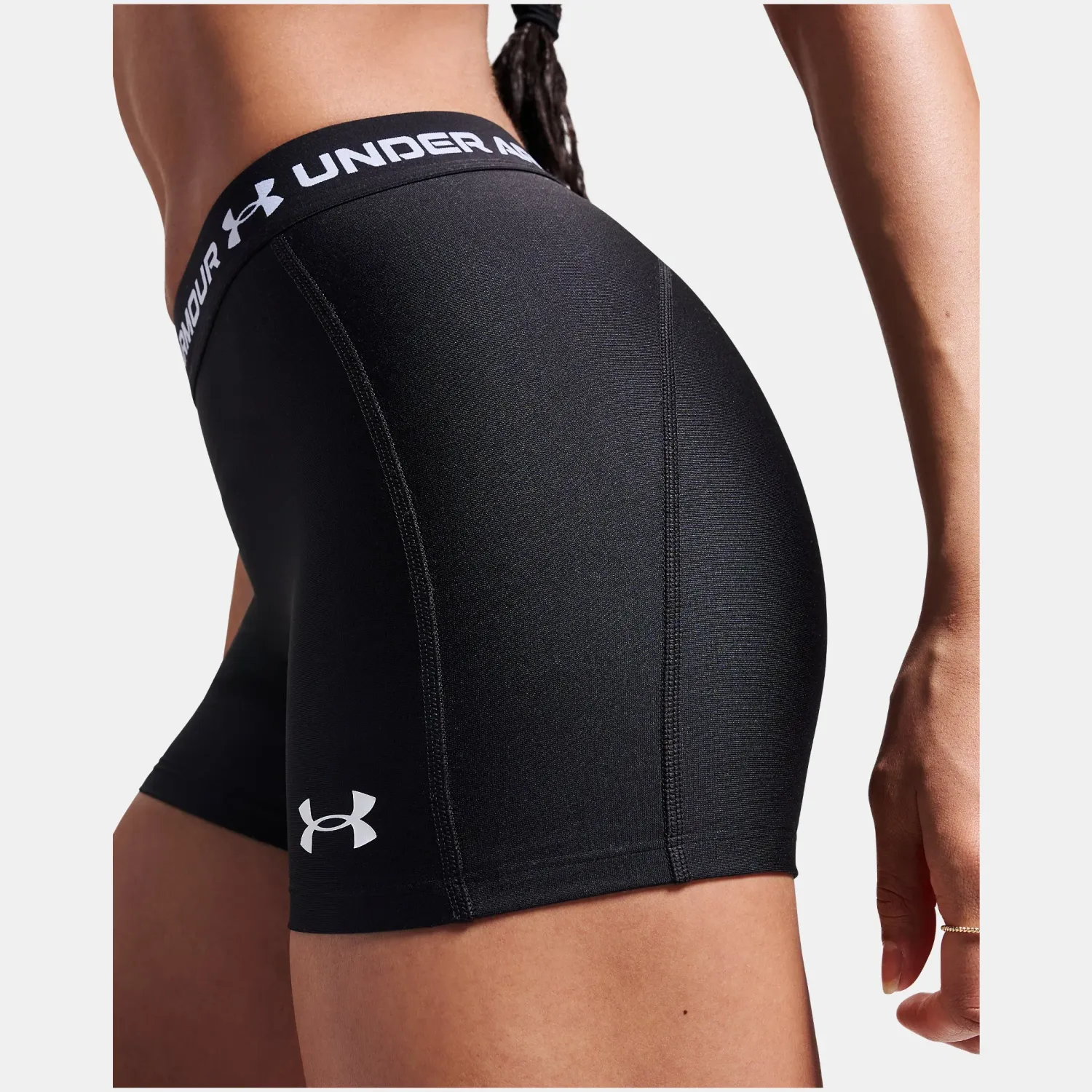 Under Armour Short Under Armour Training Mujer Heatgear Shorty color negro | Platanitos