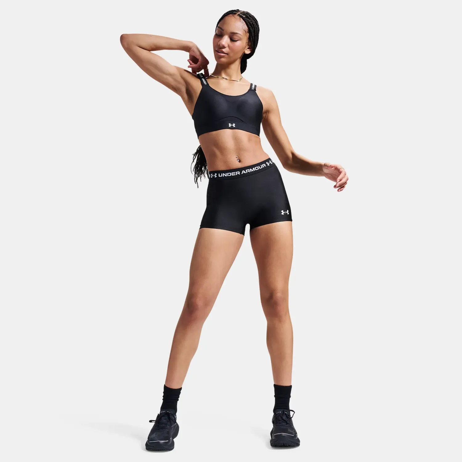 Under Armour Short Under Armour Training Mujer Heatgear Shorty color negro | Platanitos