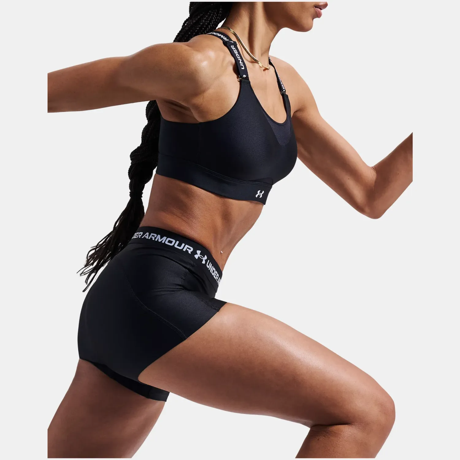 Under Armour Short Under Armour Training Mujer Heatgear Shorty color negro | Platanitos
