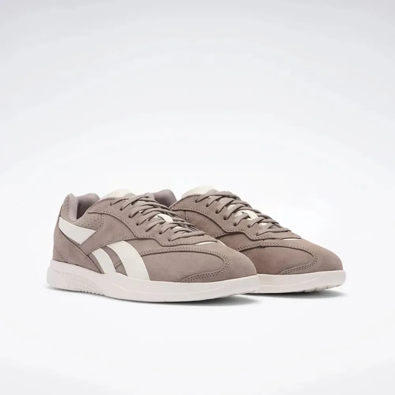 Reebok Zapatillas Reebok Urbanas Hombre Hammer Street color beige | Platanitos