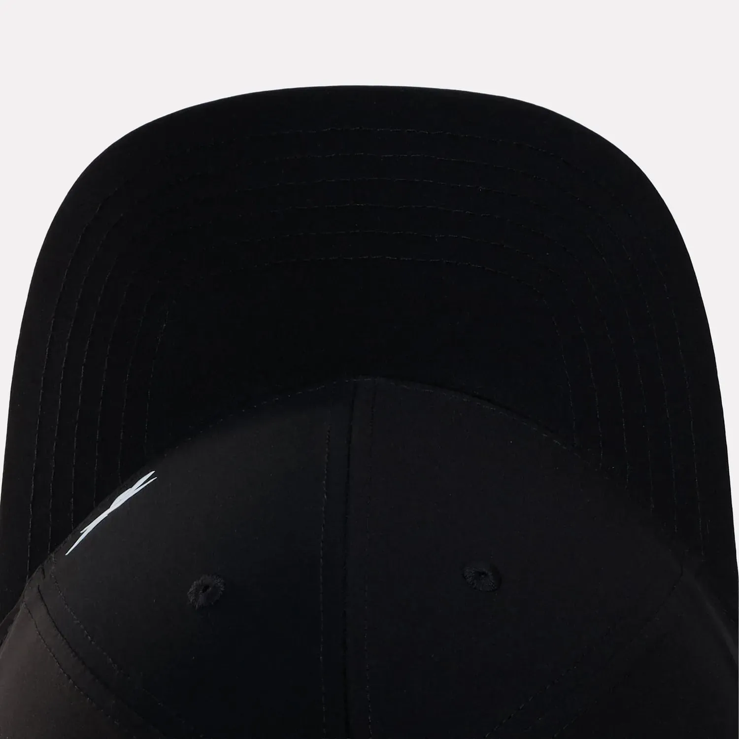 Gorra Reebok Training Unisex Rbk Aflex Cap 2.0 color negro | Platanitos