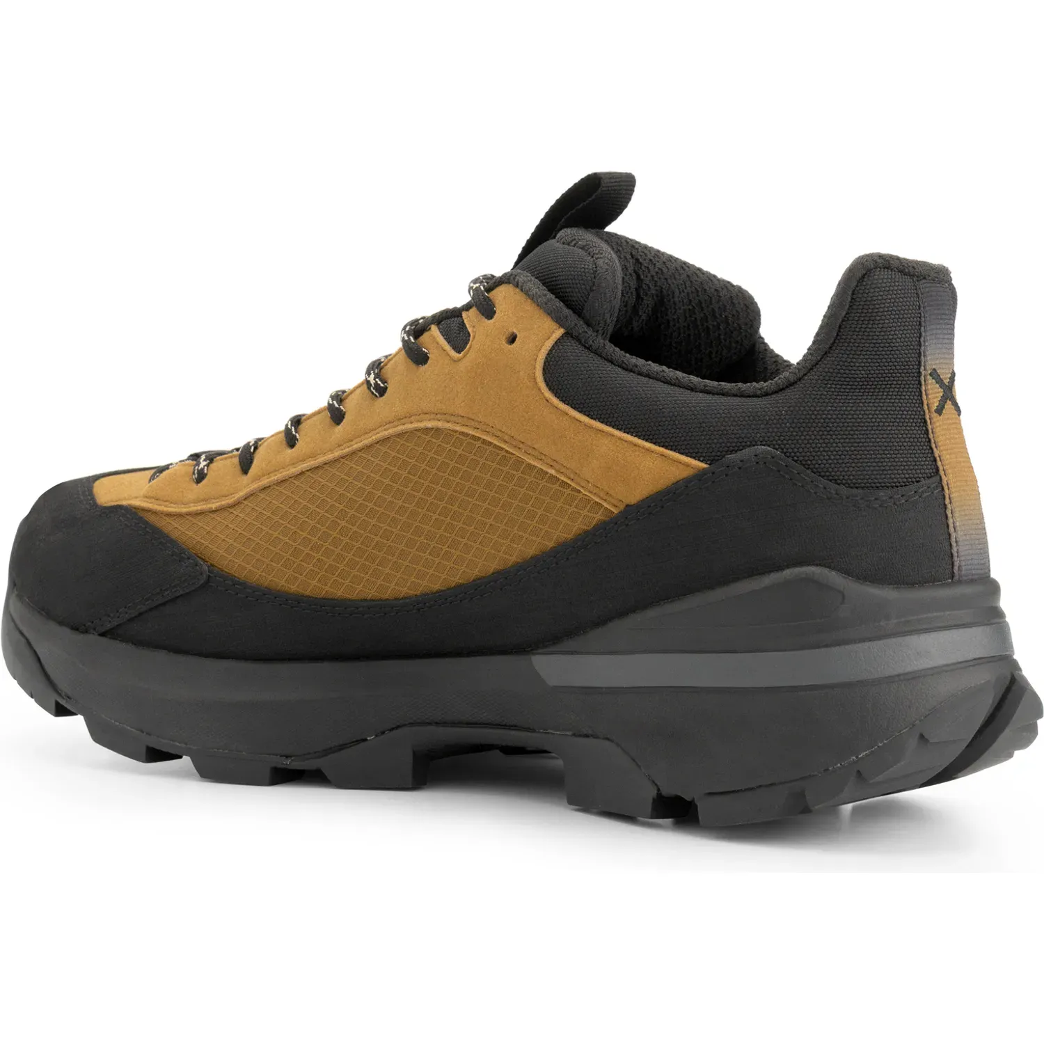 Zapatillas Hi-Tec De Outdoor Hombre Crest Wp color marron | Platanitos