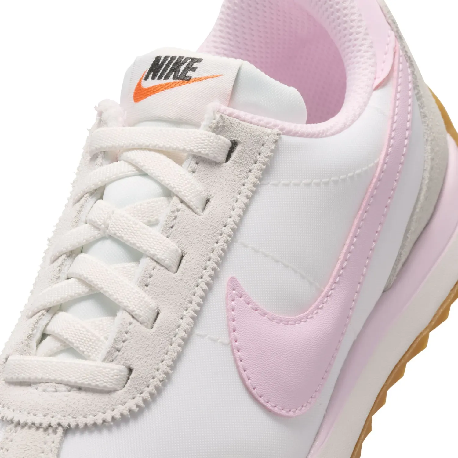Zapatillas Nike Urbanas Niños Nike Pacific Ps color blanco | Platanitos