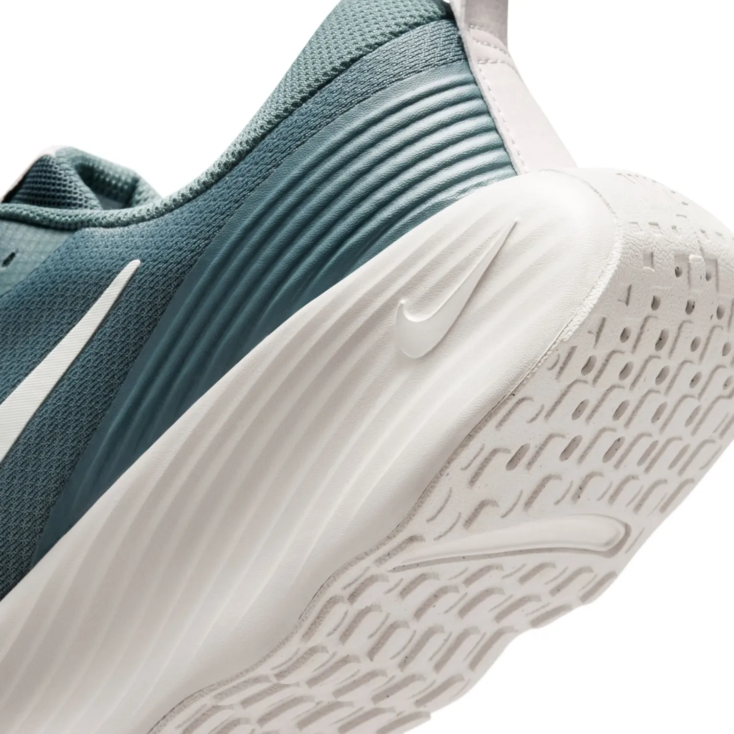 Nike Zapatillas Nike De Training Hombre Promina color negro | Platanitos