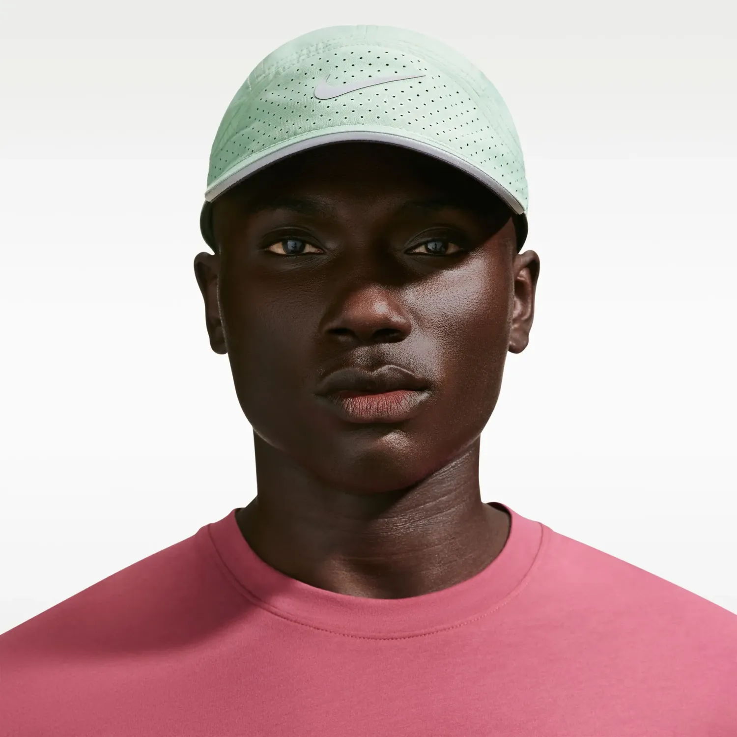 Nike Gorra Nike Reflectante Sin Estructura Unisex Adulto Dri-Fit Adv Fly color gris | Platanitos