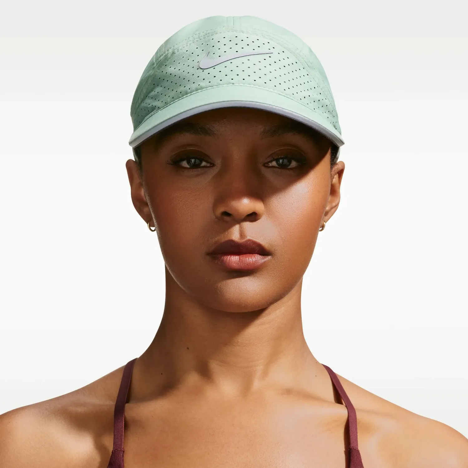 Nike Gorra Nike Reflectante Sin Estructura Unisex Adulto Dri-Fit Adv Fly color gris | Platanitos