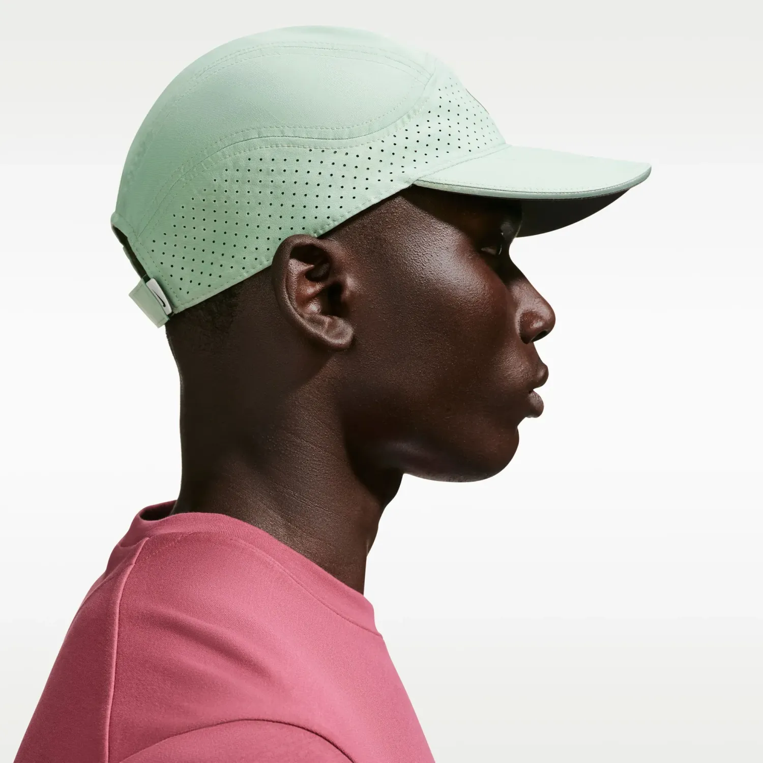 Nike Gorra Nike Reflectante Sin Estructura Unisex Adulto Dri-Fit Adv Fly color gris | Platanitos