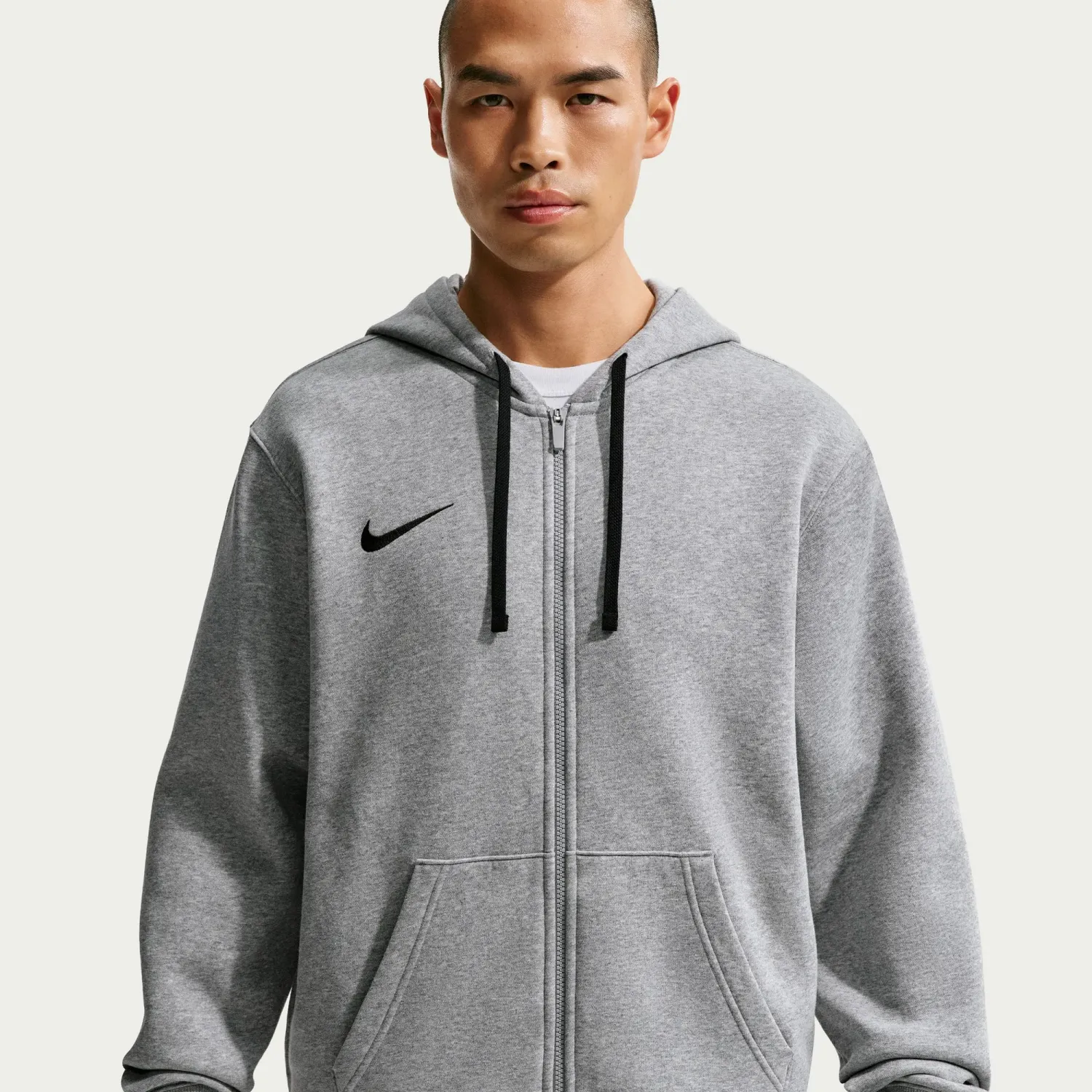 Casaca Nike De Futbol Hombre M Nk Park26 Flc Fz Hoodie color negro | Platanitos