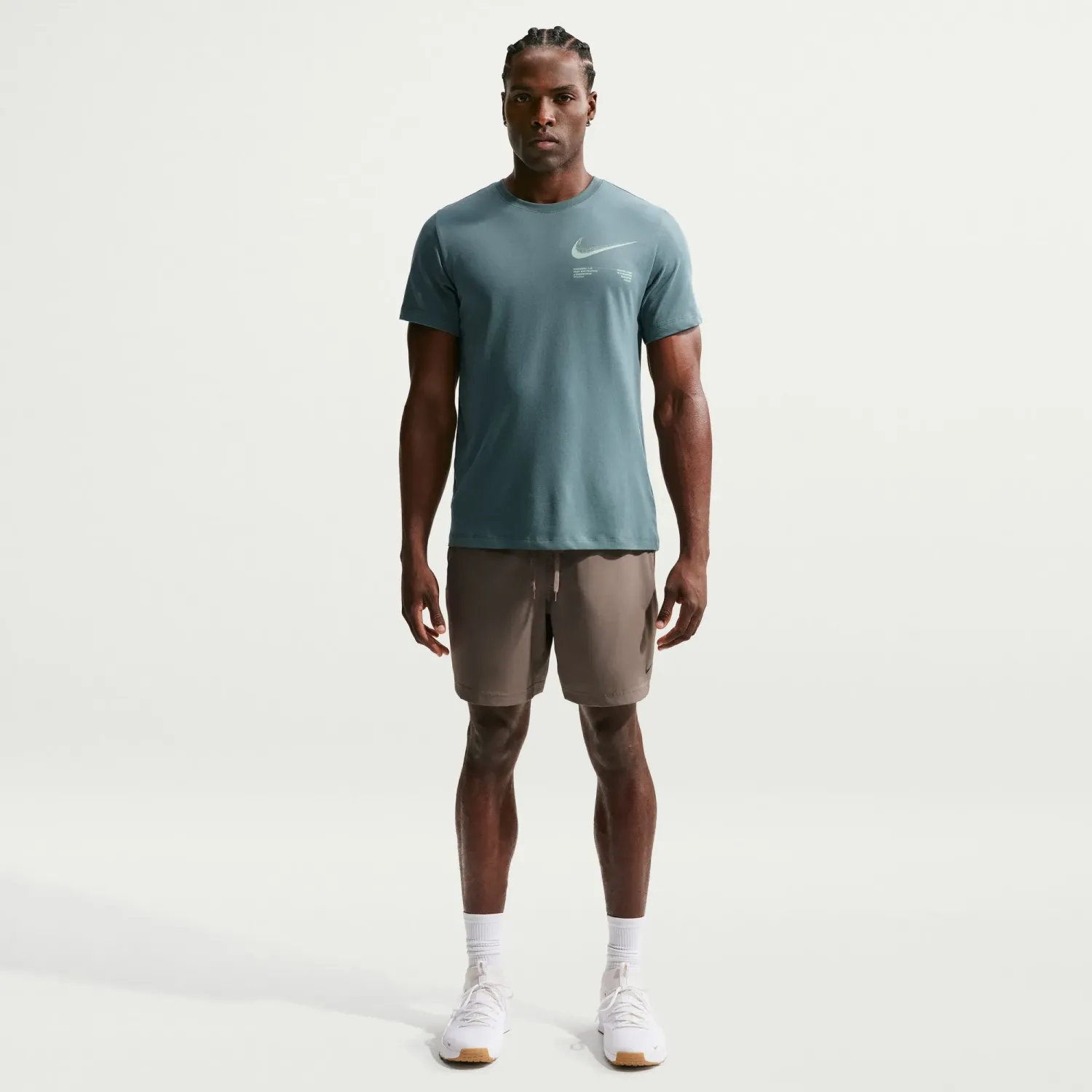 Nike Polo Nike Training Hombre M Nk Df Tee Std Hbr Su26 color negro | Platanitos