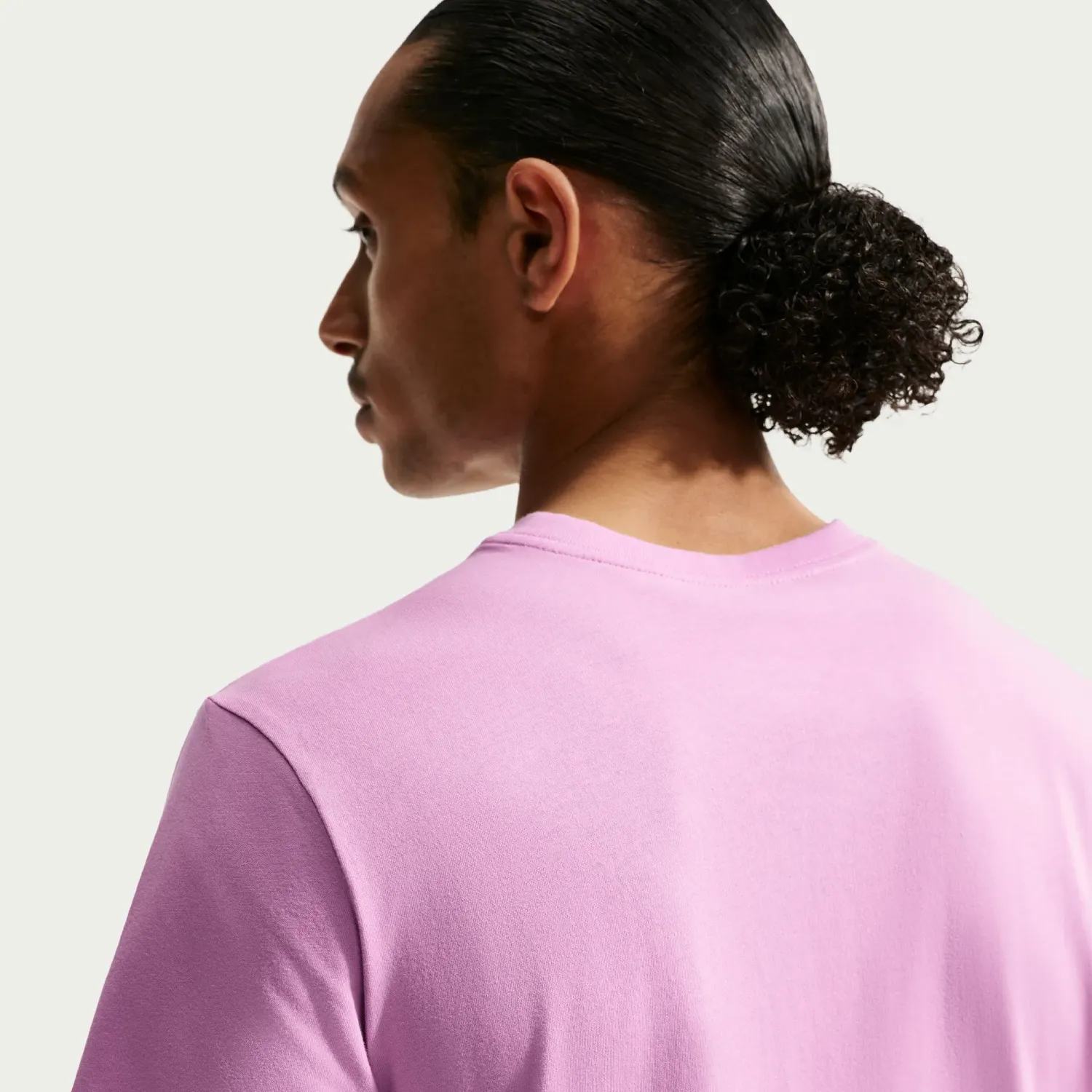 Nike Polo Nike Sportswear Hombre Club color rosado | Platanitos