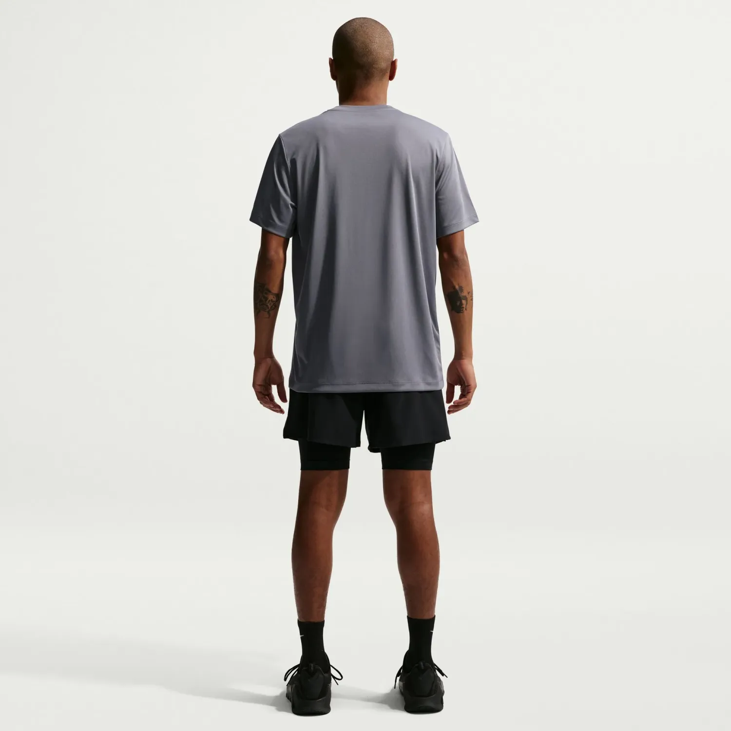 Nike Polo Nike Training Hombre Dri-Fit Standard Fit Flex color gris | Platanitos