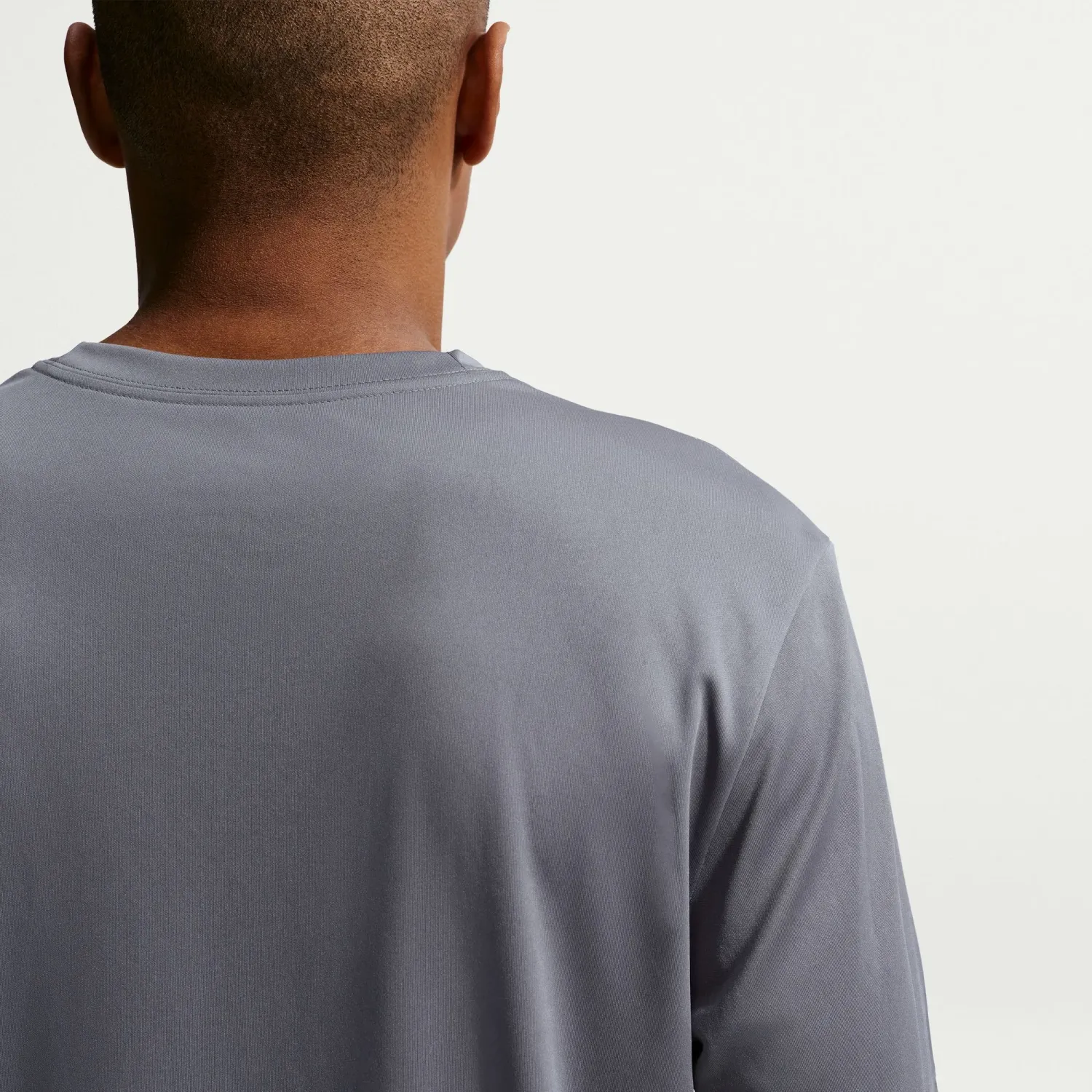 Nike Polo Nike Training Hombre Dri-Fit Standard Fit Flex color gris | Platanitos