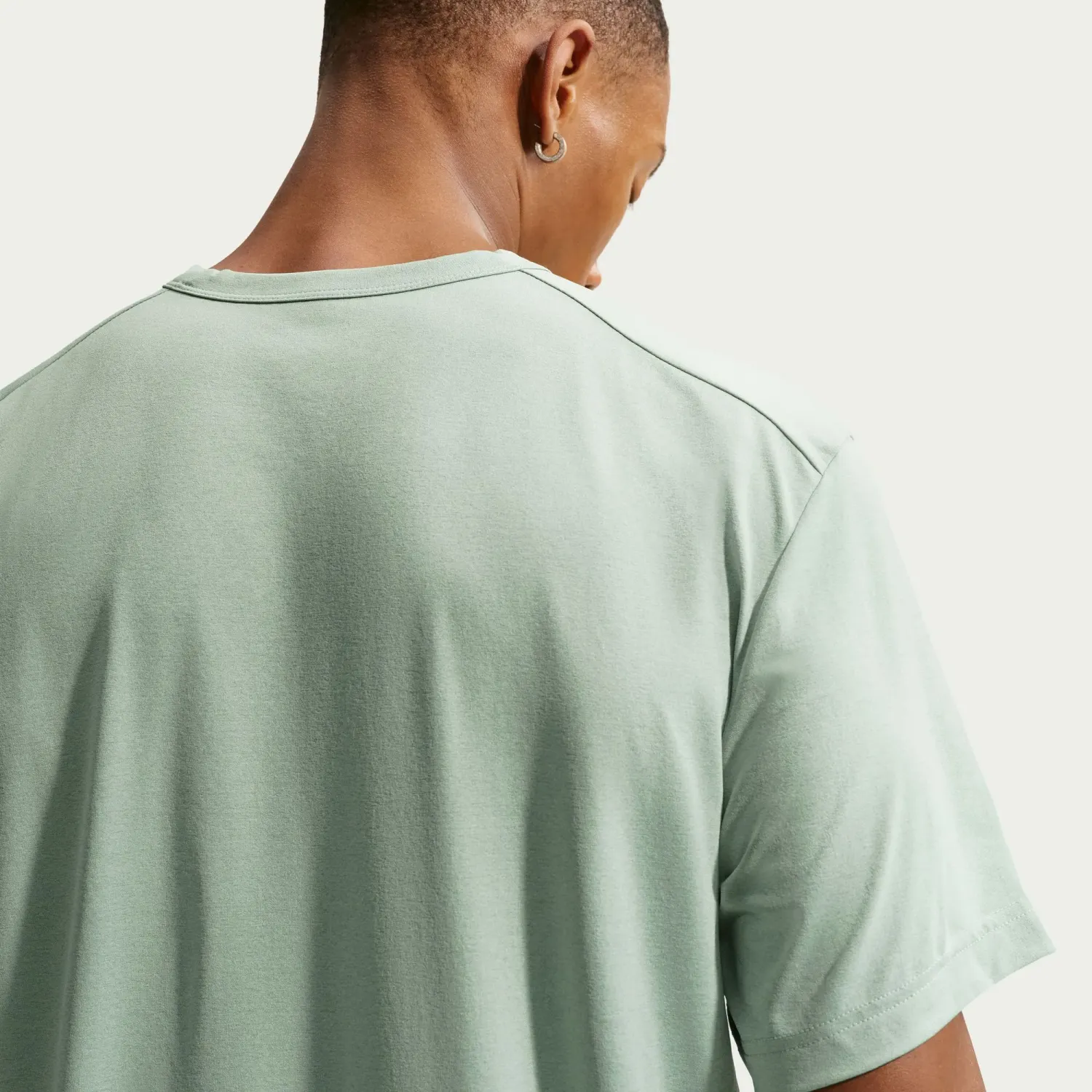Nike Polo Nike Training Hombre Dri-Fit Uv Hyverse color gris | Platanitos