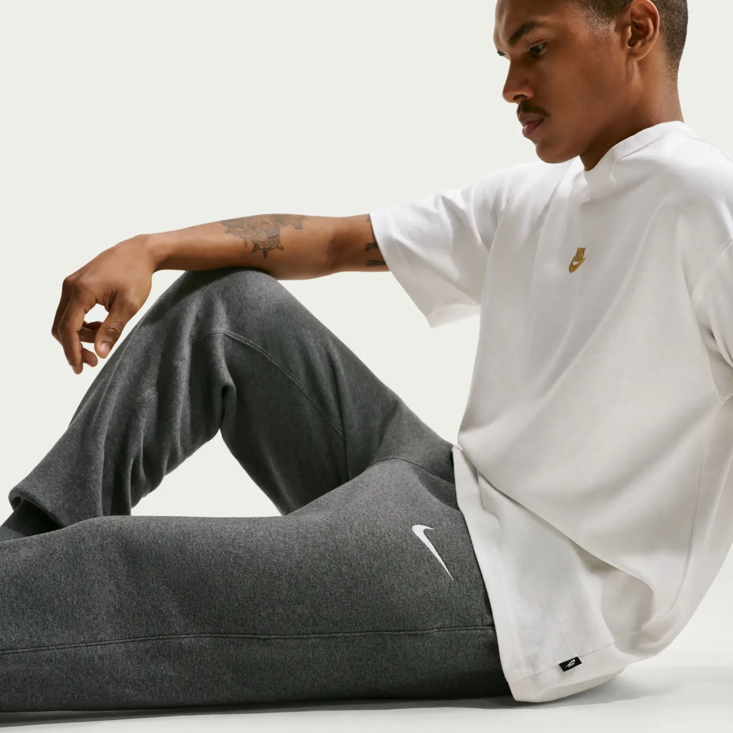 Nike Pantalon Nike De Futbol Hombre Park26 Senior Fleece Pants color gris | Platanitos