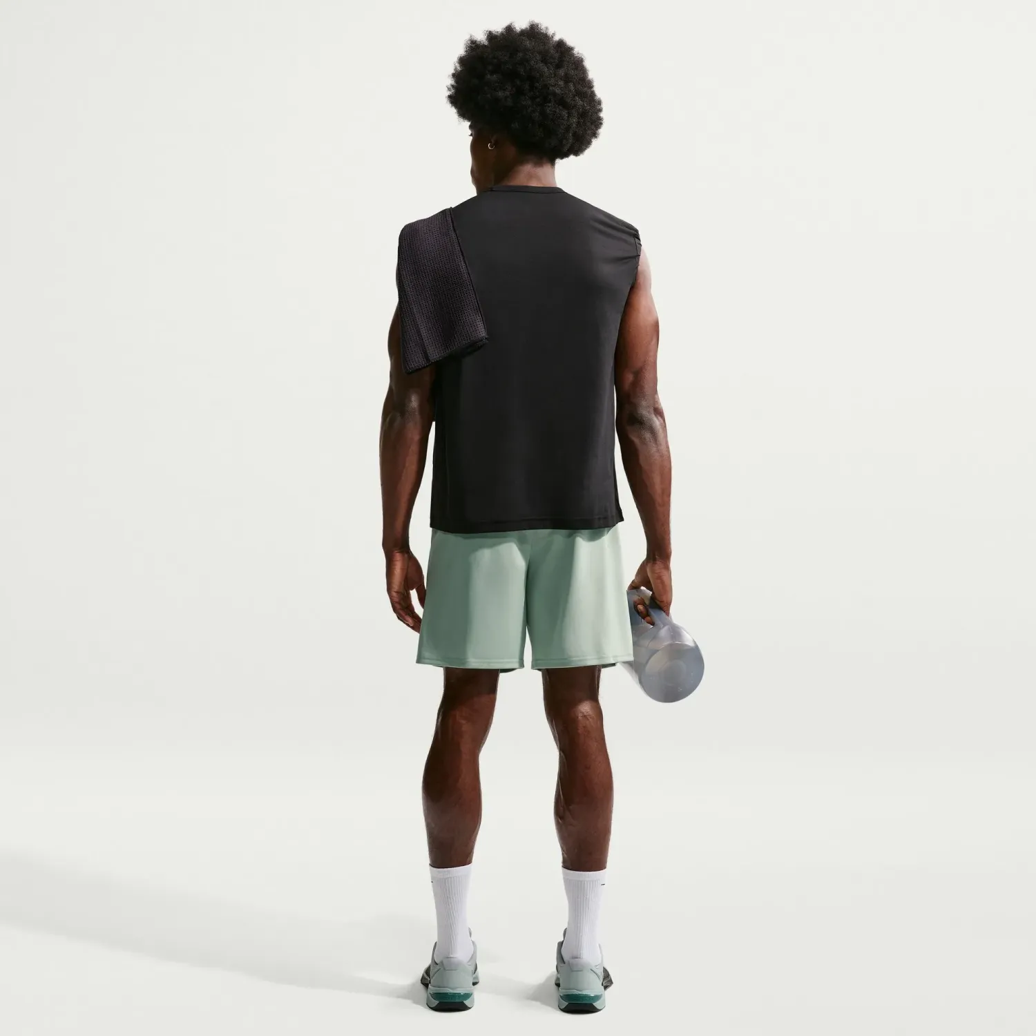 Nike Short Nike Training Hombre Dri-Fit Totality 7 color verde cl | Platanitos