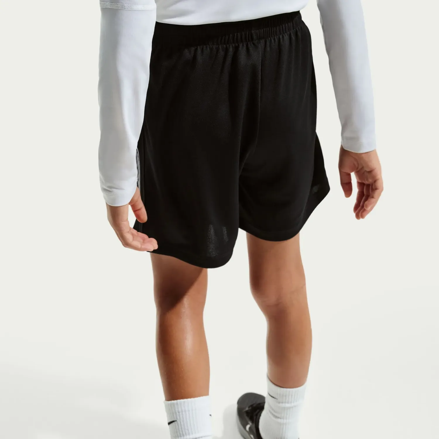 Nike Short Nike Deportivo Juvenil Dri-Fit Multi Short Hbr color blanco | Platanitos