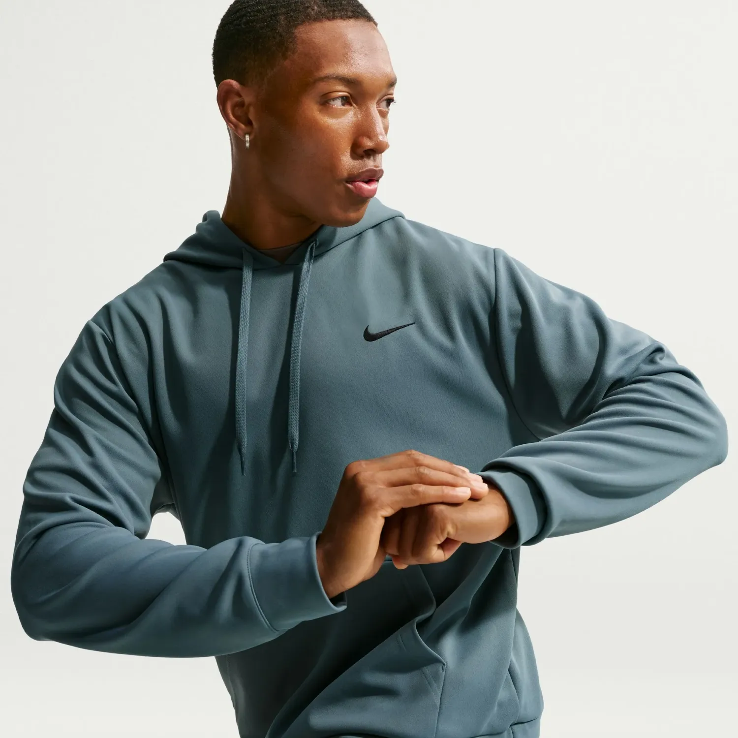 Nike Conjunto Nike Training Hombre Hyverse Dri-Fit Uv Fleece Pullover Hoodie color verde | Platanitos