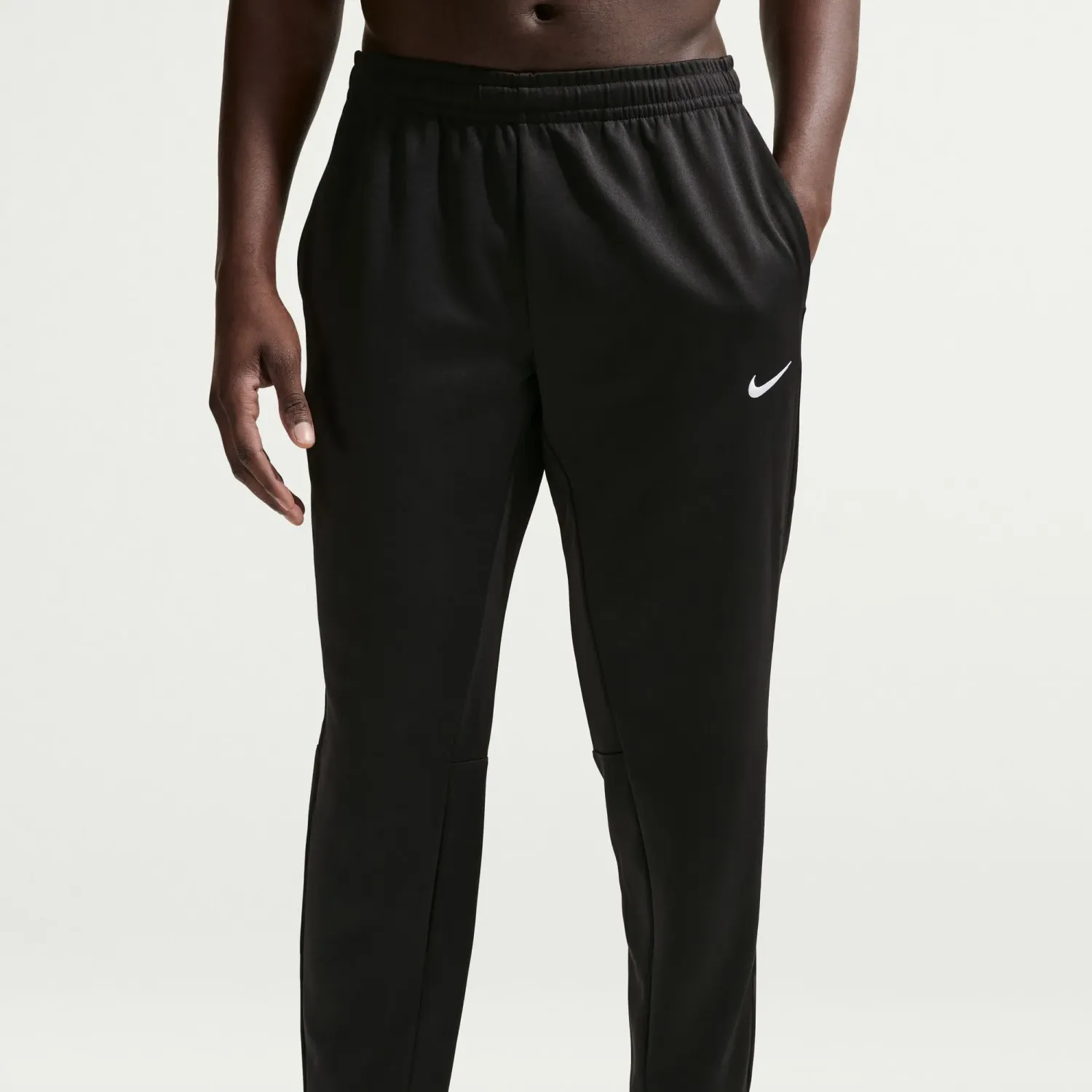 Nike Conjunto Nike Training Hombre Uv Flex Hyverse Dri-Fit Jogger color negro | Platanitos