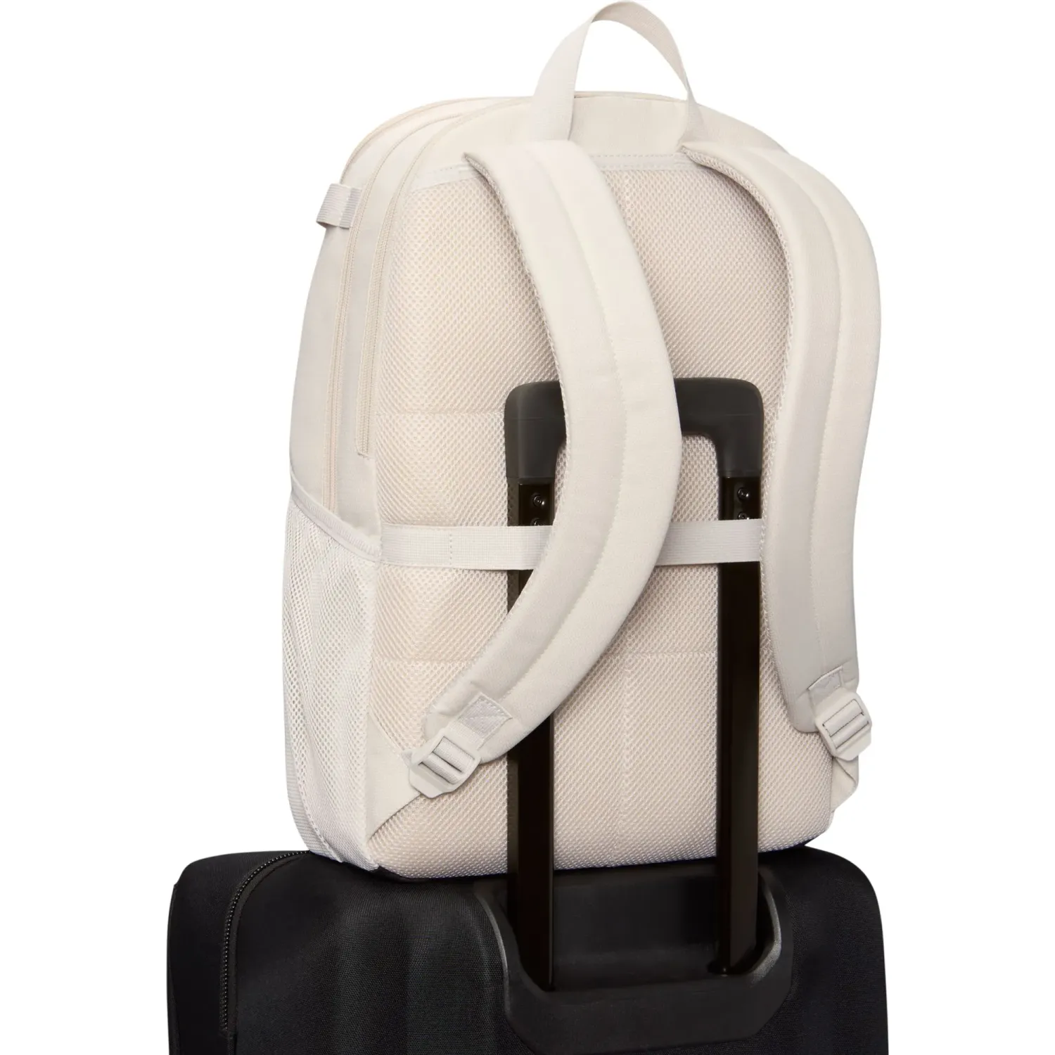 Nike Mochila Nike Training Unisex Brasilia M Backpack color blanco | Platanitos