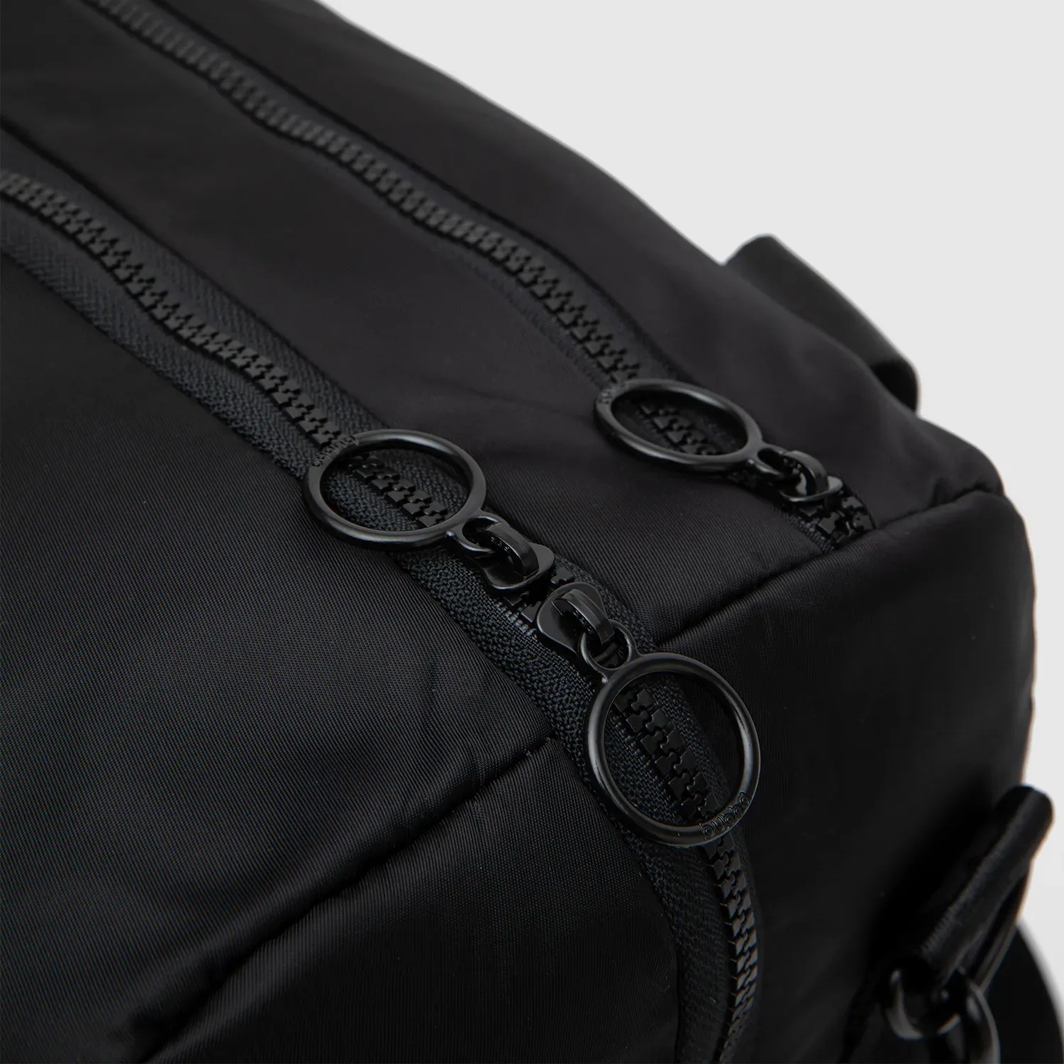 Bolso Bubba Bags De Viaje Mujer Travel color negro | Platanitos