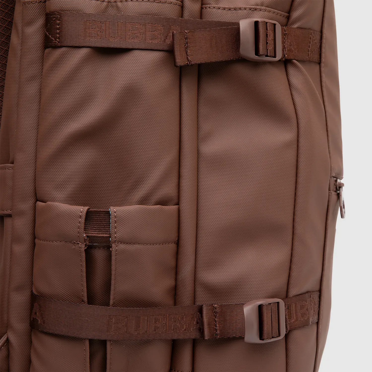 Mochila Bubba Bags Para Viaje Unisex Cabina Travel color marron | Platanitos