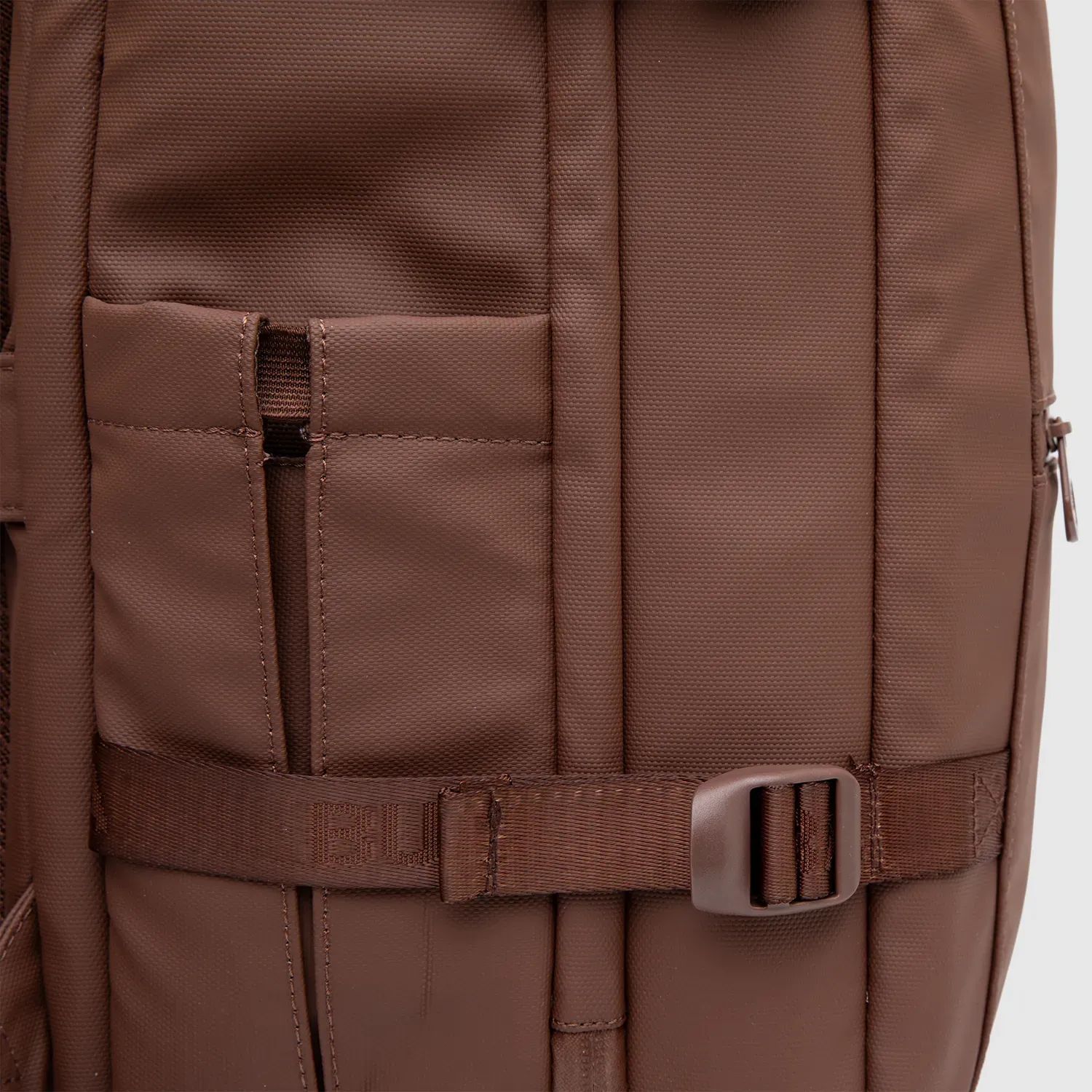 Mochila Bubba Bags Para Viaje Unisex Personal Travel color marron | Platanitos
