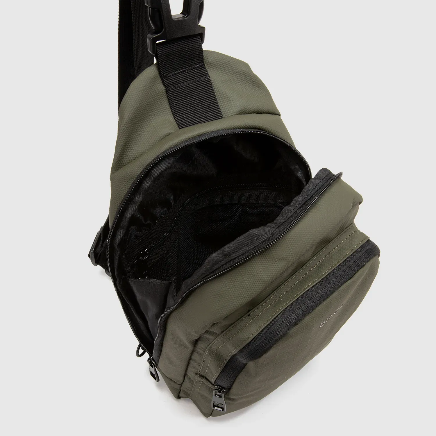 BLACK BAGS Morral Black Bags Cruzado Hombre Beast color verde | Platanitos