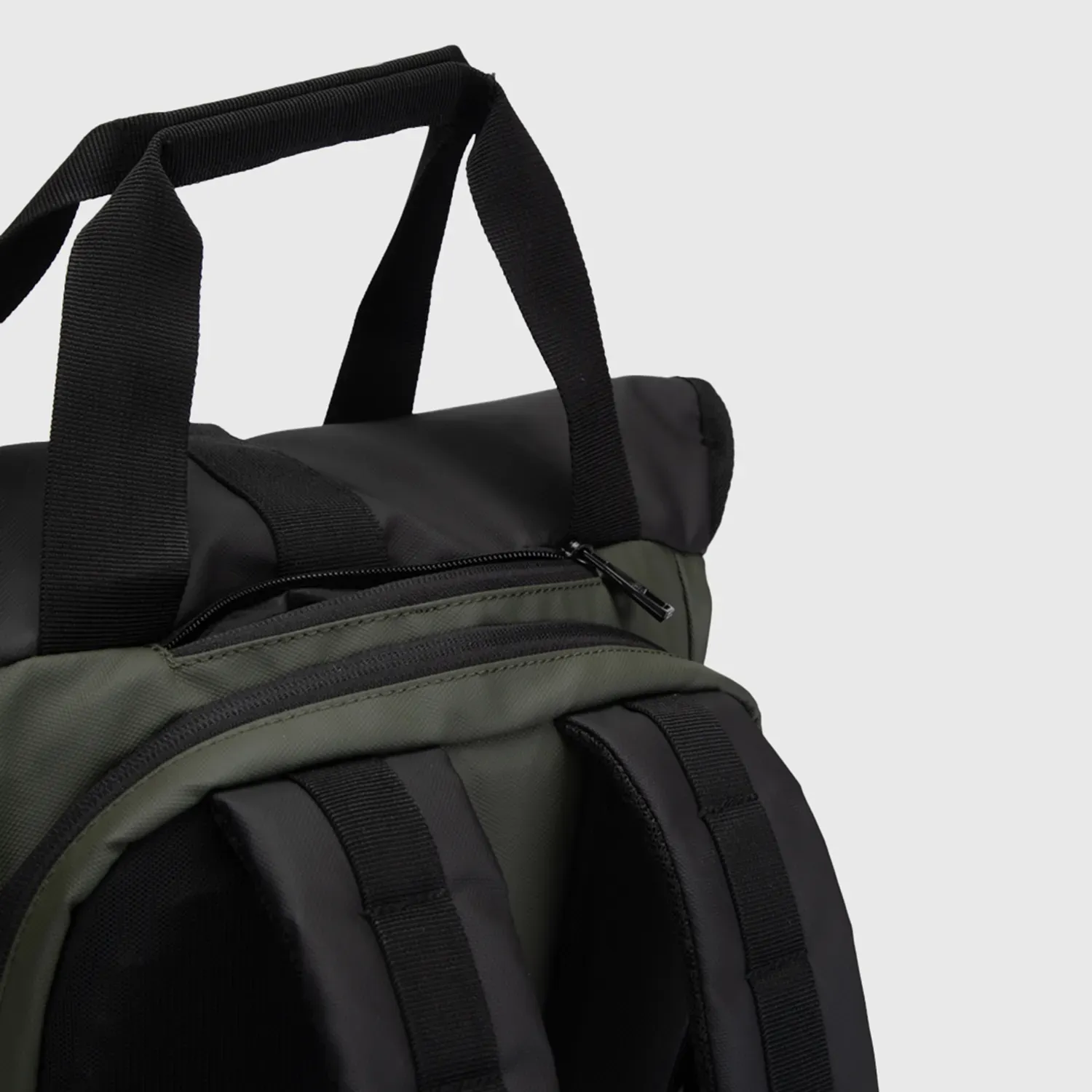 BLACK BAGS Mochila Black Bags Hombre Manson color verde | Platanitos